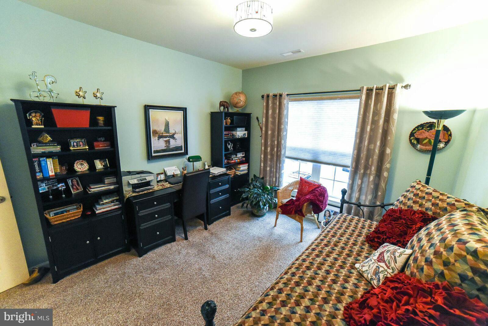 SOLOMONS LANDING - Residential