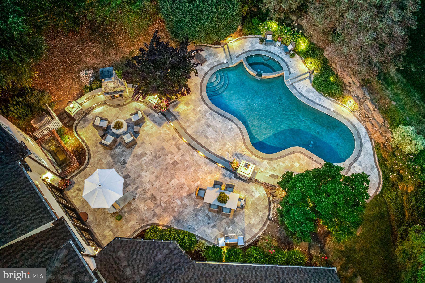 1901 PARKERHILL LANE