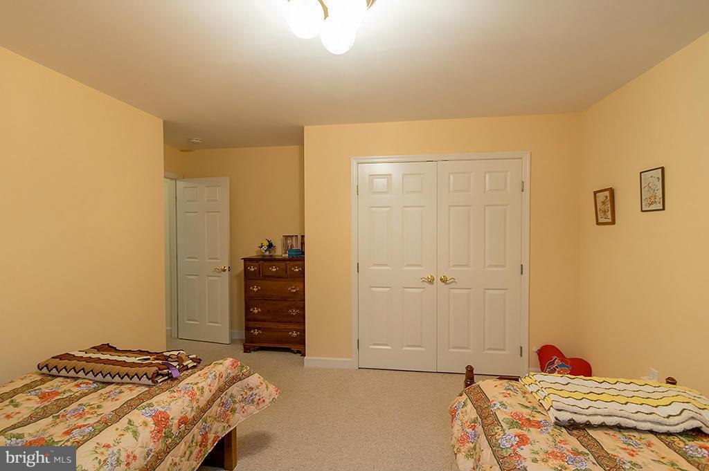 CACAPON SOUTH - Residential