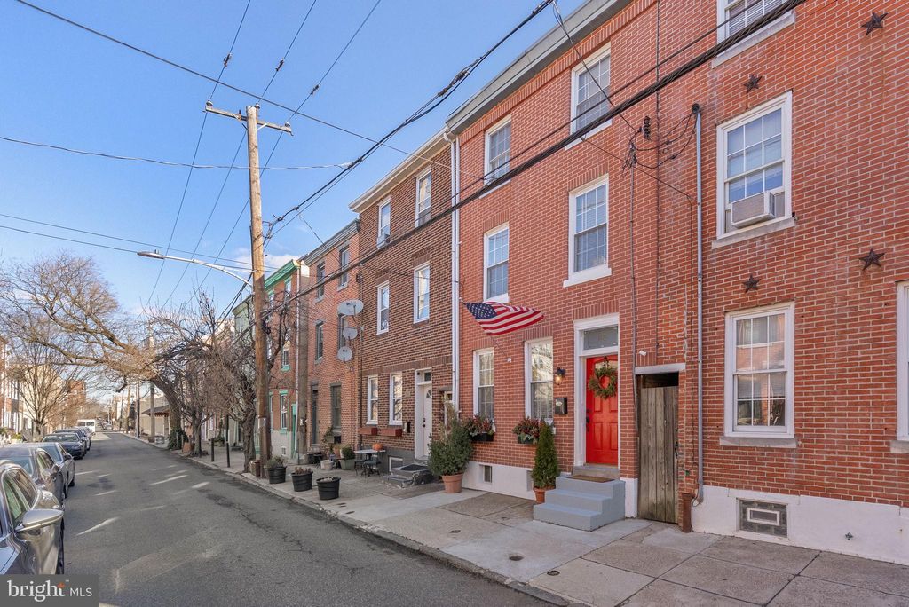 Photo of 1021 N Lawrence Street, PHILADELPHIA, PA 19123 (MLS # PAPH2576724)
