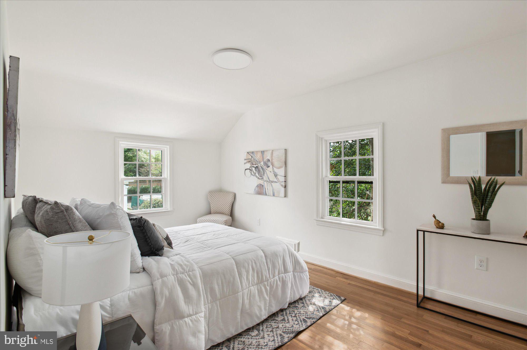 WOODACRES - Residential