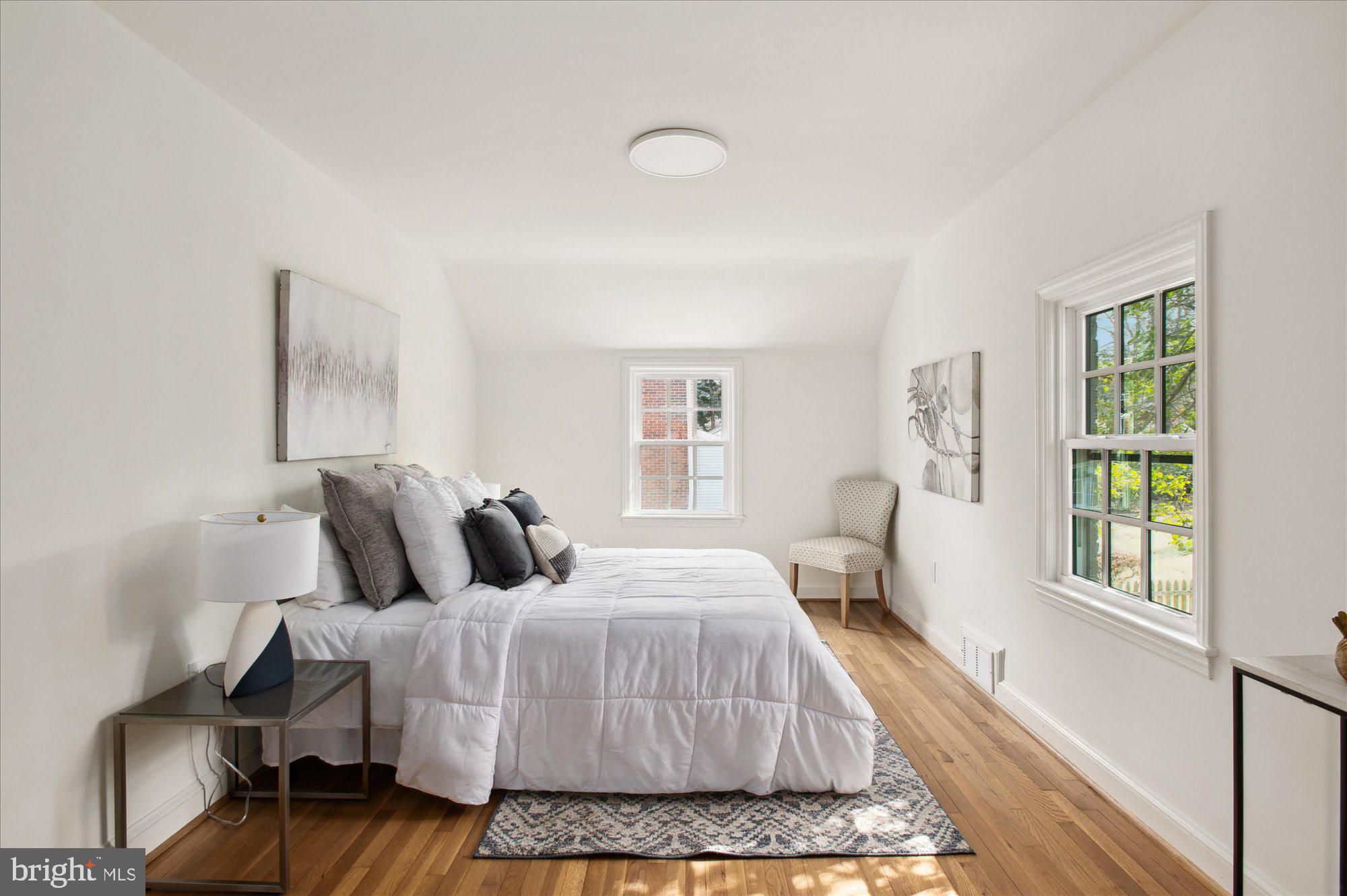 WOODACRES - Residential