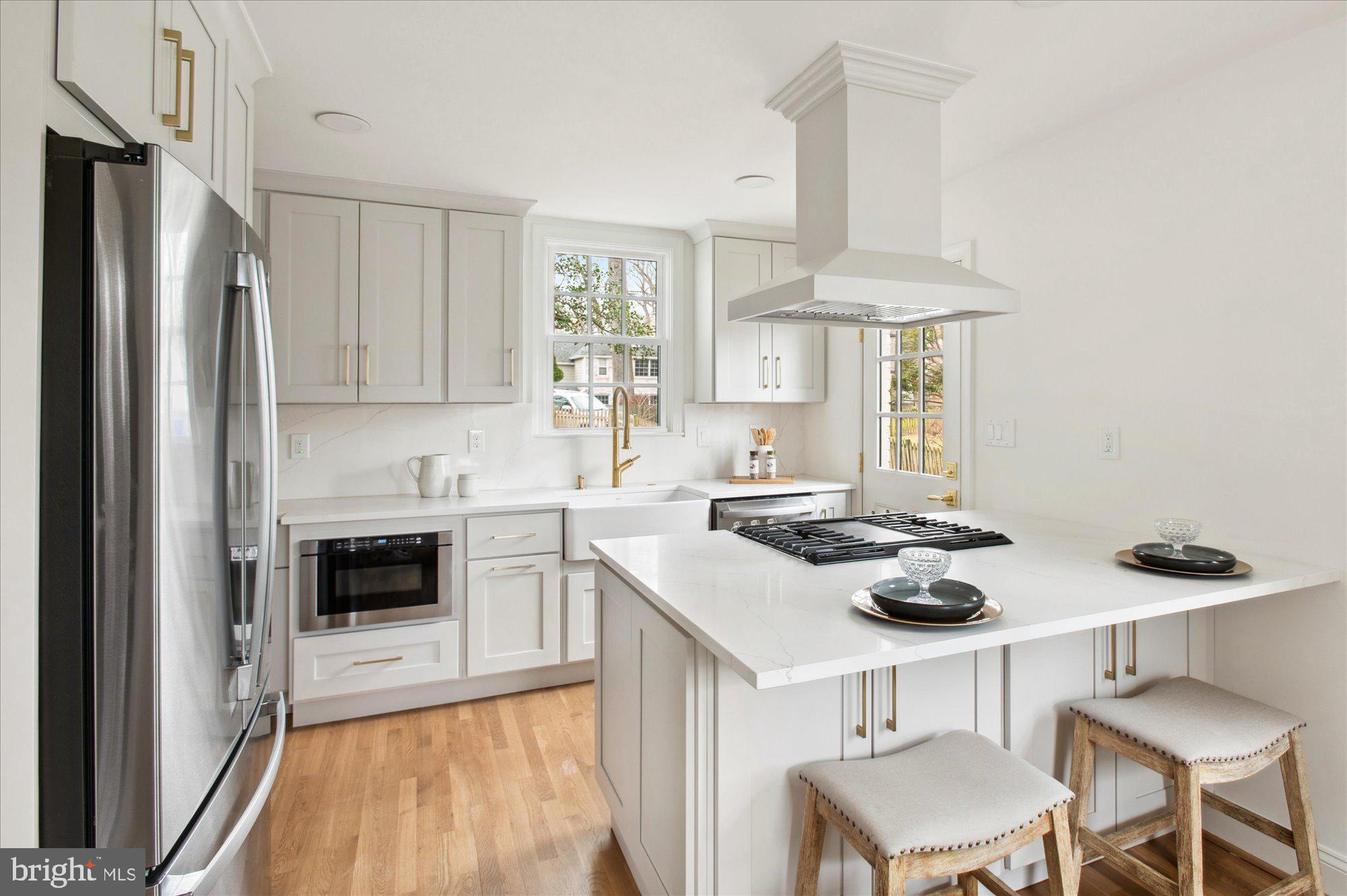 WOODACRES - Residential