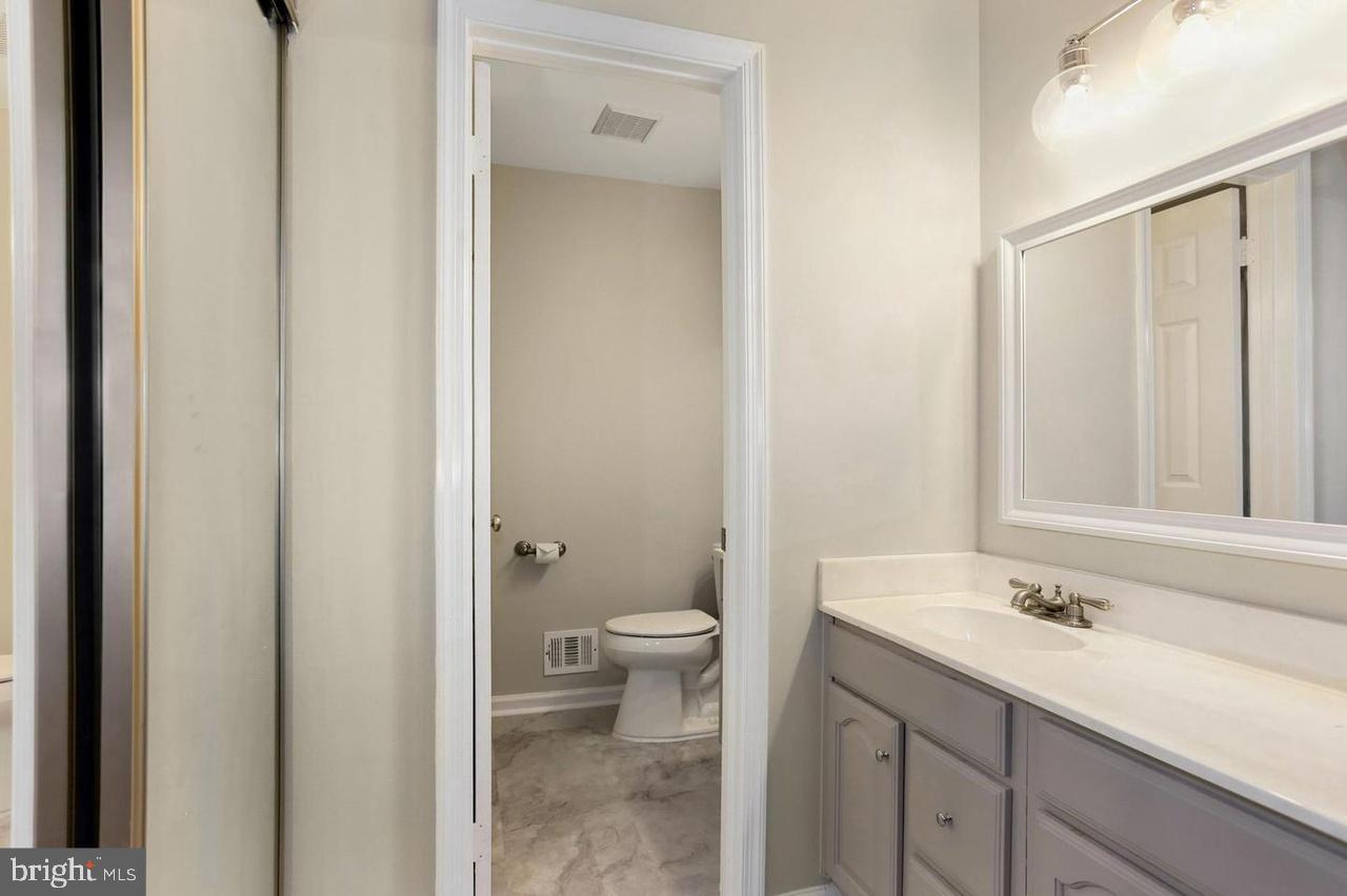 TOWNES OF WAKEFIELD - Residential