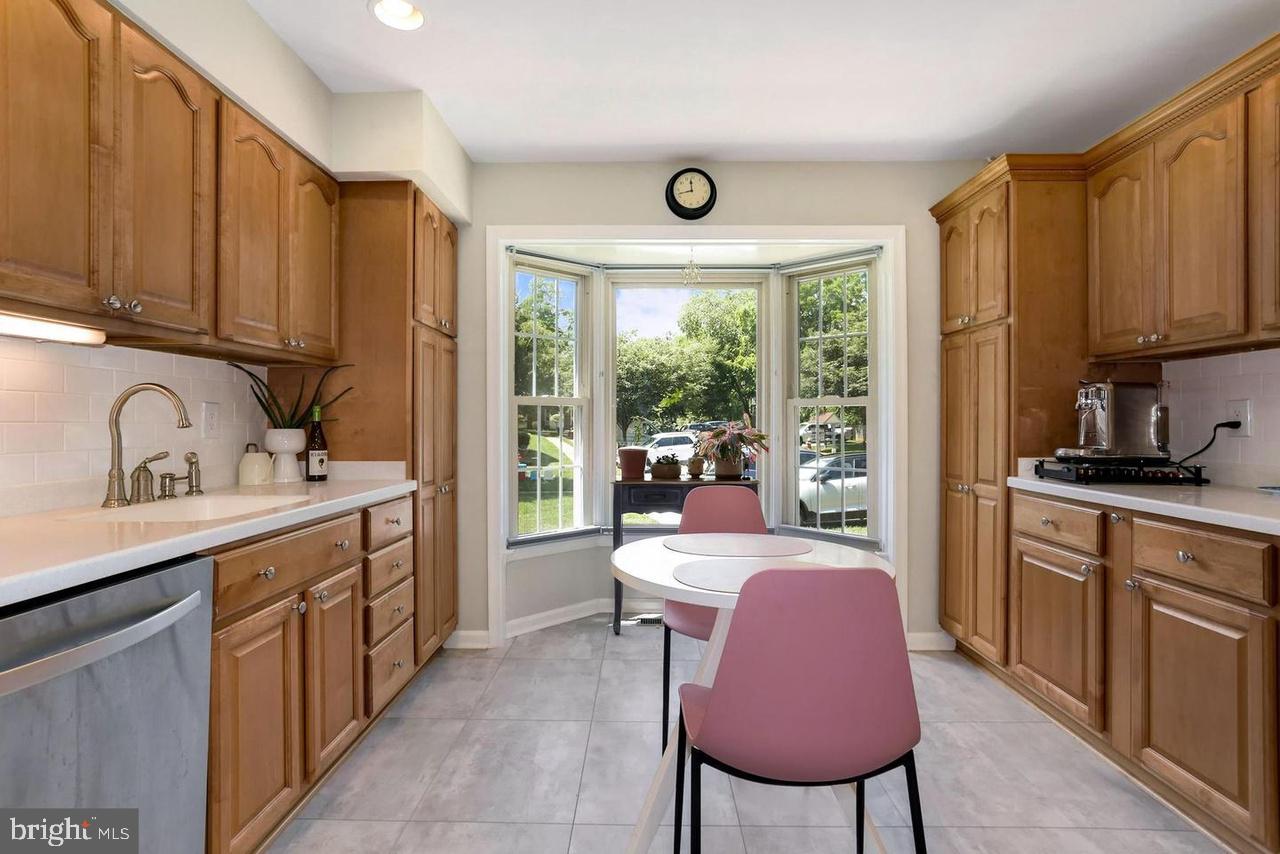 TOWNES OF WAKEFIELD - Residential