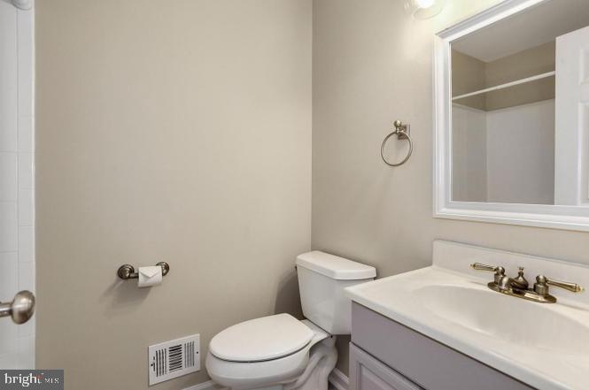 TOWNES OF WAKEFIELD - Residential