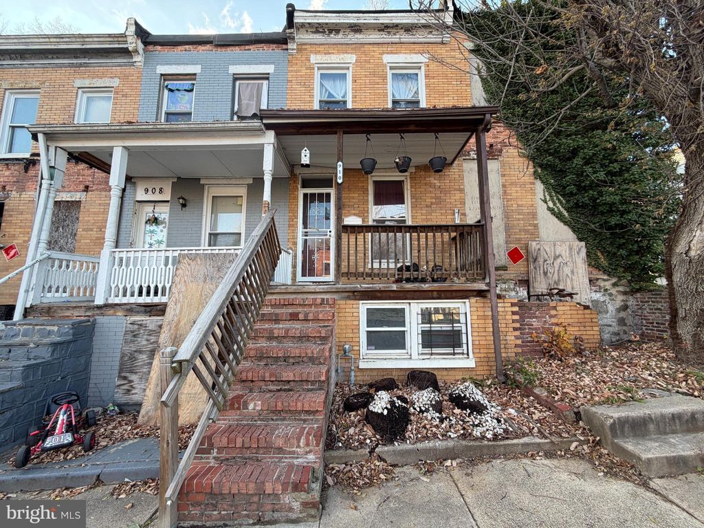 Photo of 910 N Dukeland Street, BALTIMORE, MD 21216 (MLS # MDBA2194562)