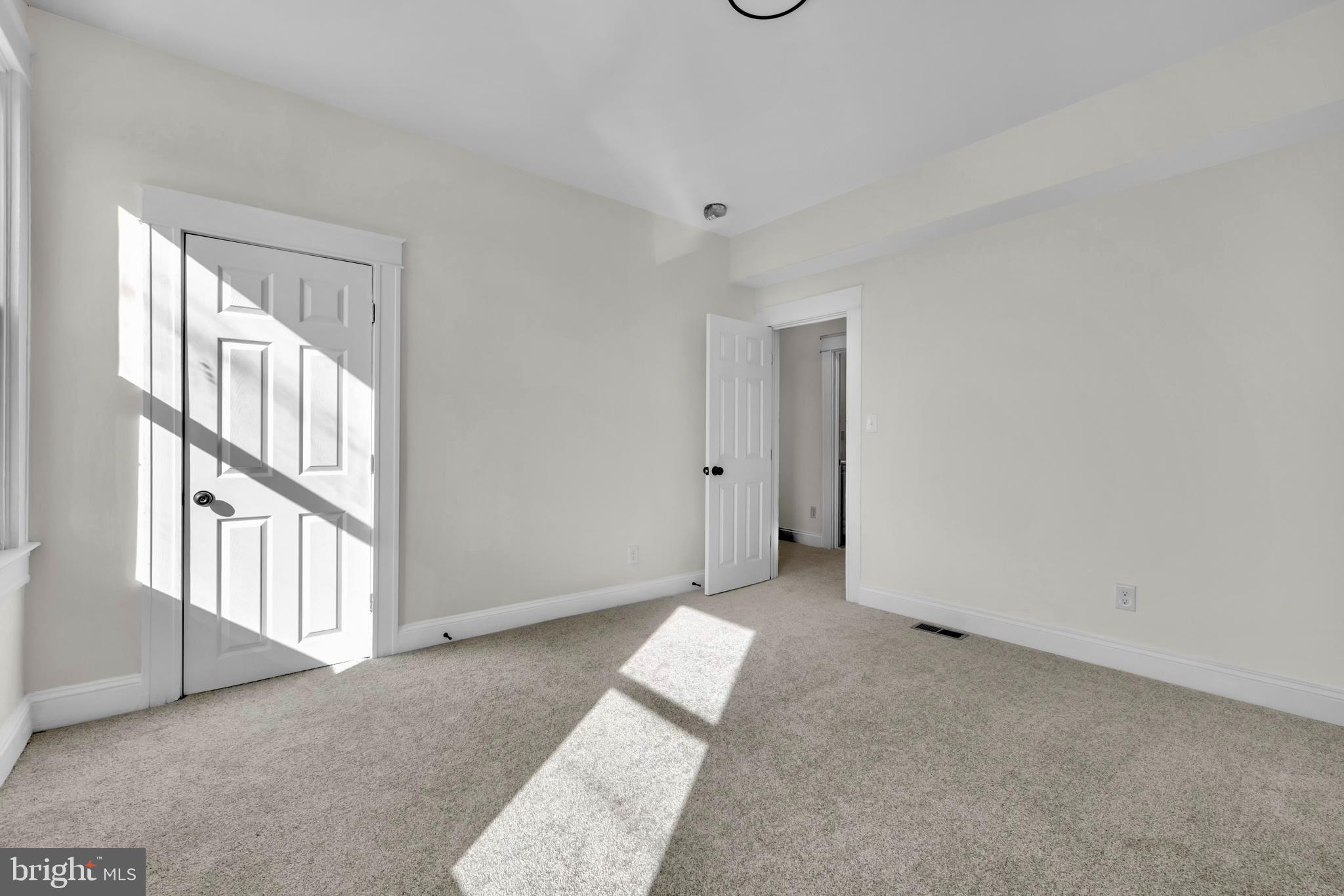 WAVERLY - Residential