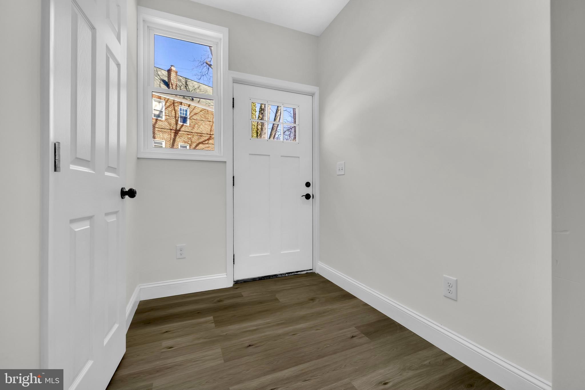 WAVERLY - Residential