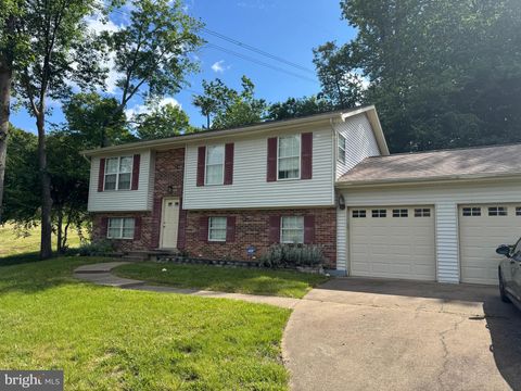 18165 TEBBS LANE DUMFRIES VA 22026