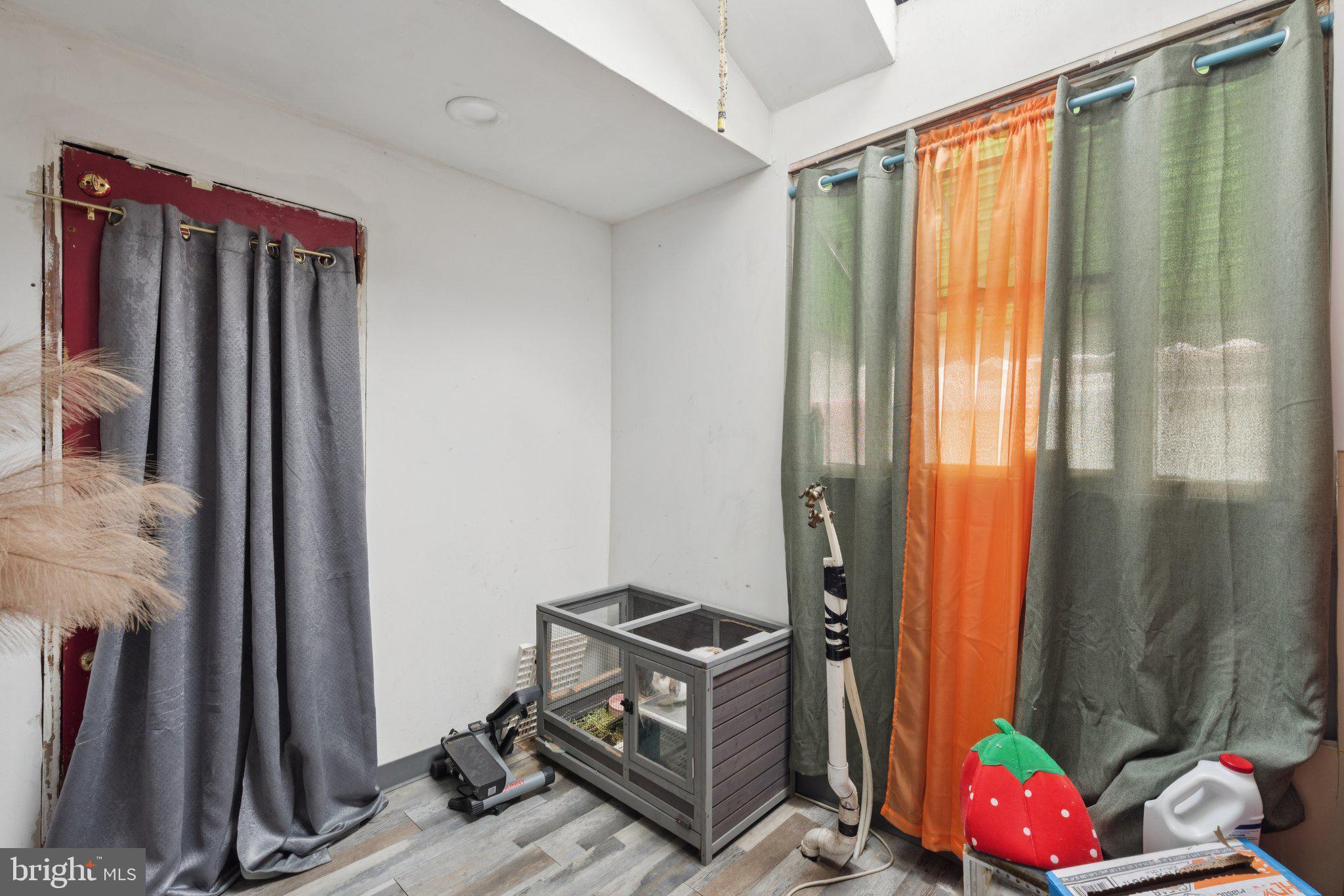 PHILADELPHIA (SOUTH) - Residential