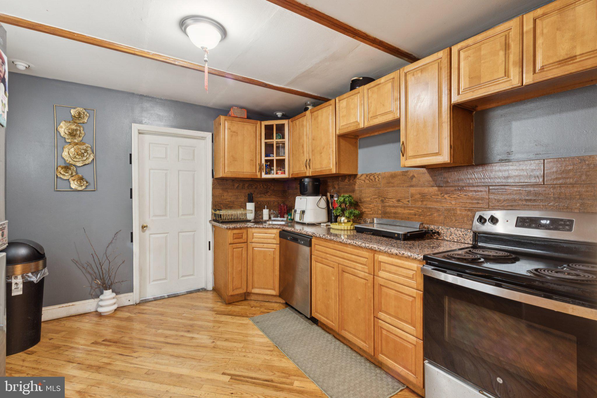 PHILADELPHIA (SOUTH) - Residential