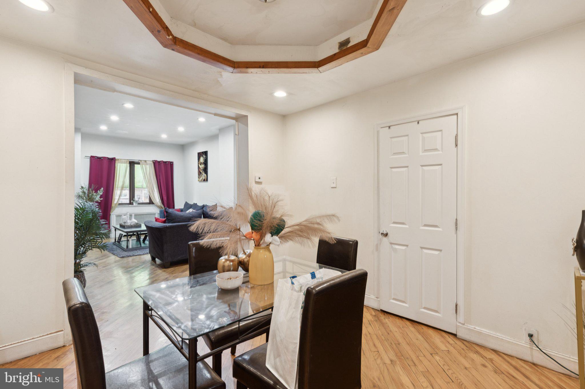 PHILADELPHIA (SOUTH) - Residential