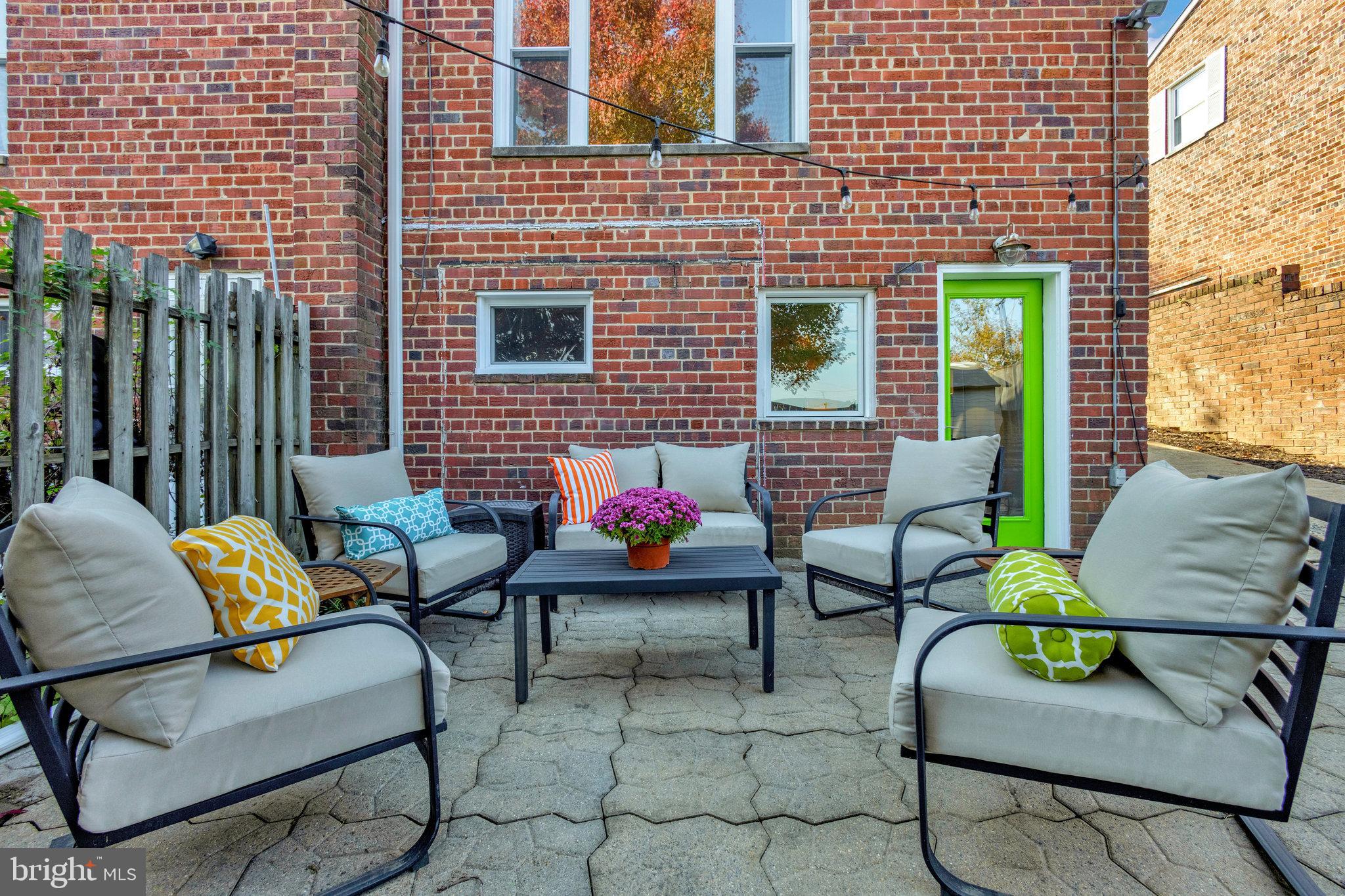 WARWICK VILLAGE - Residential