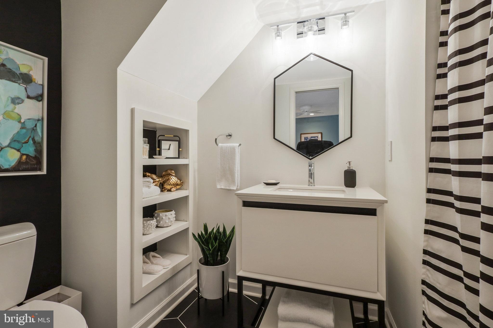 WARWICK VILLAGE - Residential