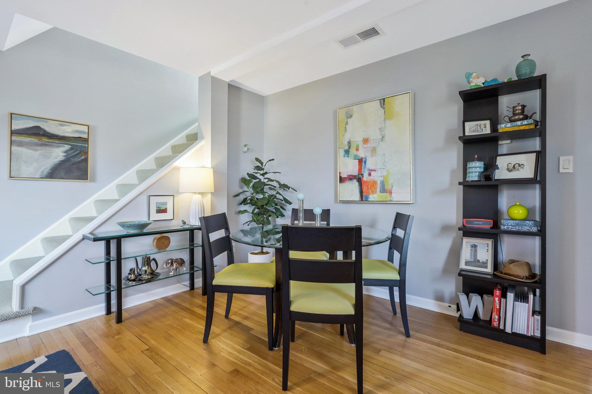 WARWICK VILLAGE - Residential