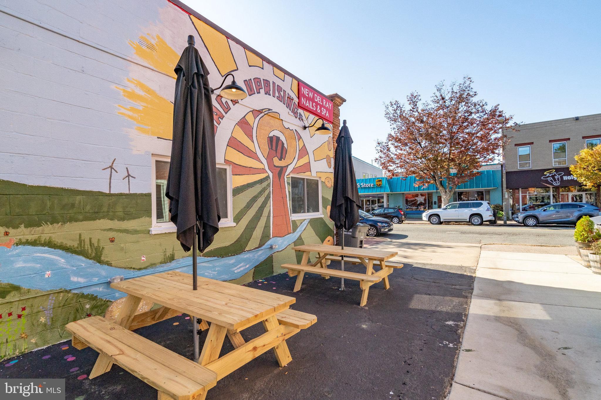 WARWICK VILLAGE - Residential