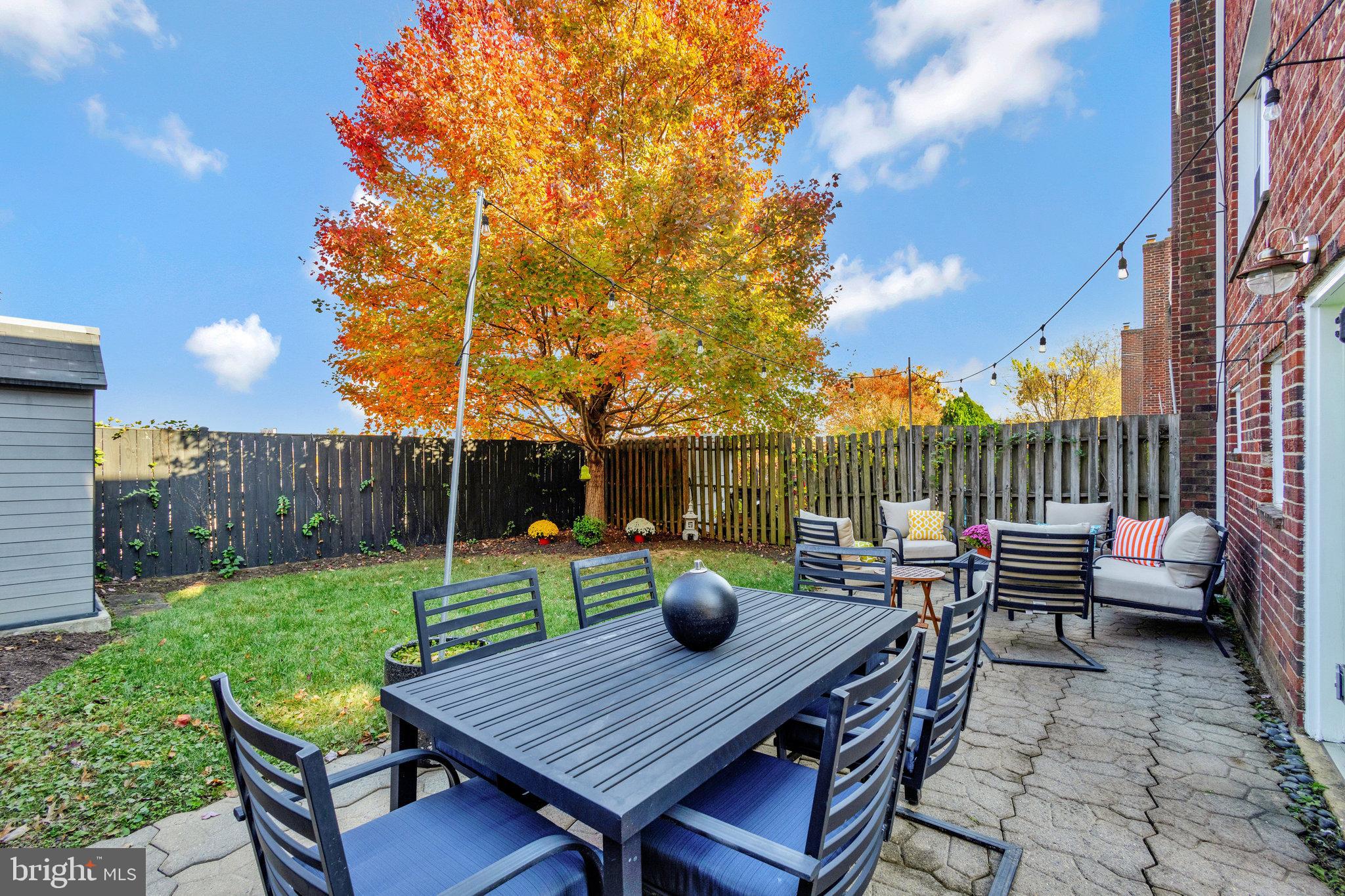 WARWICK VILLAGE - Residential