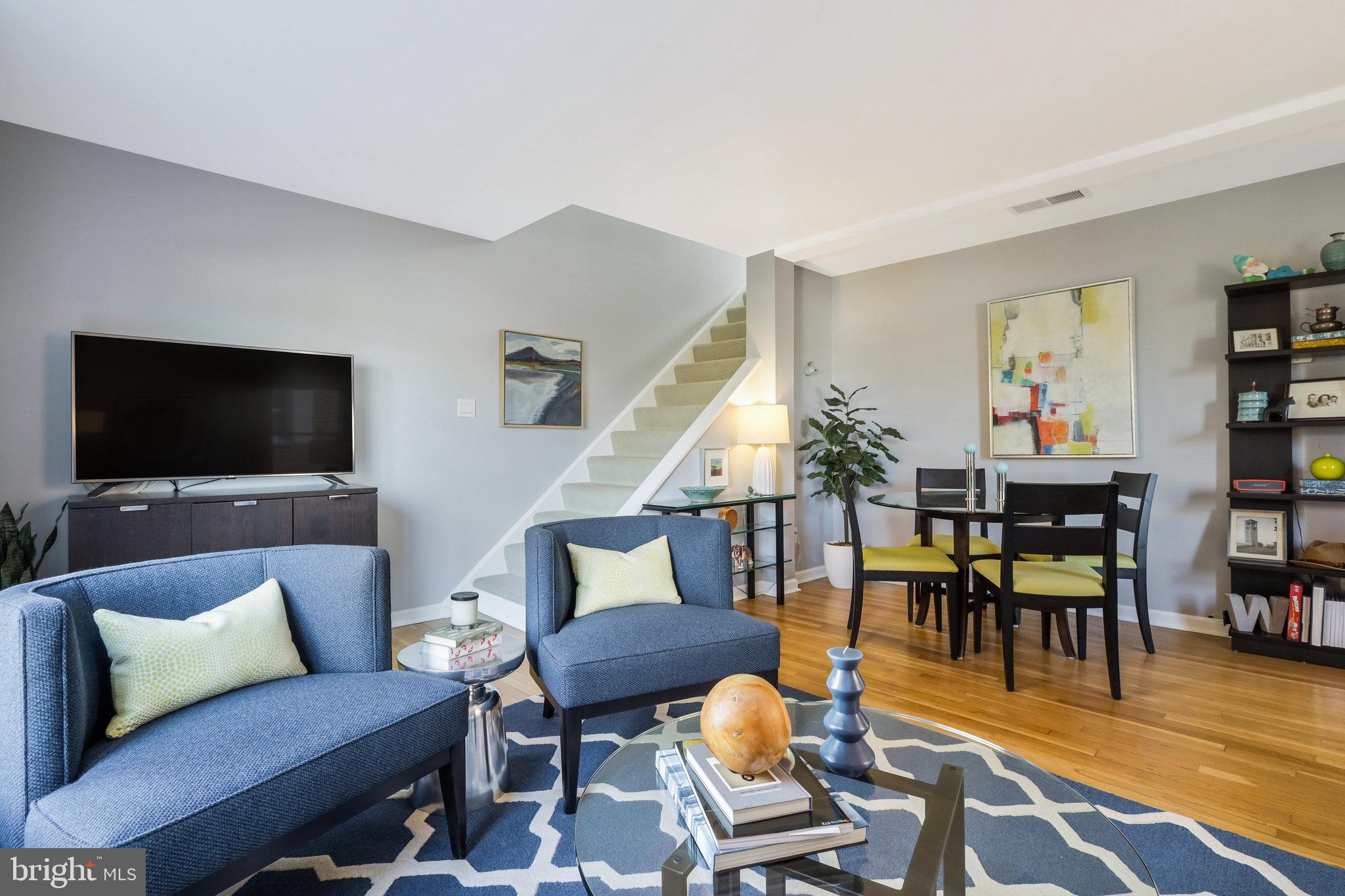 WARWICK VILLAGE - Residential