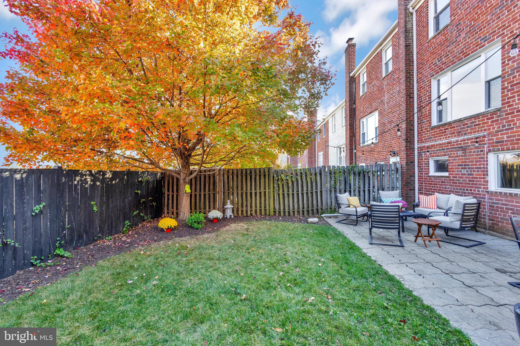 WARWICK VILLAGE - Residential