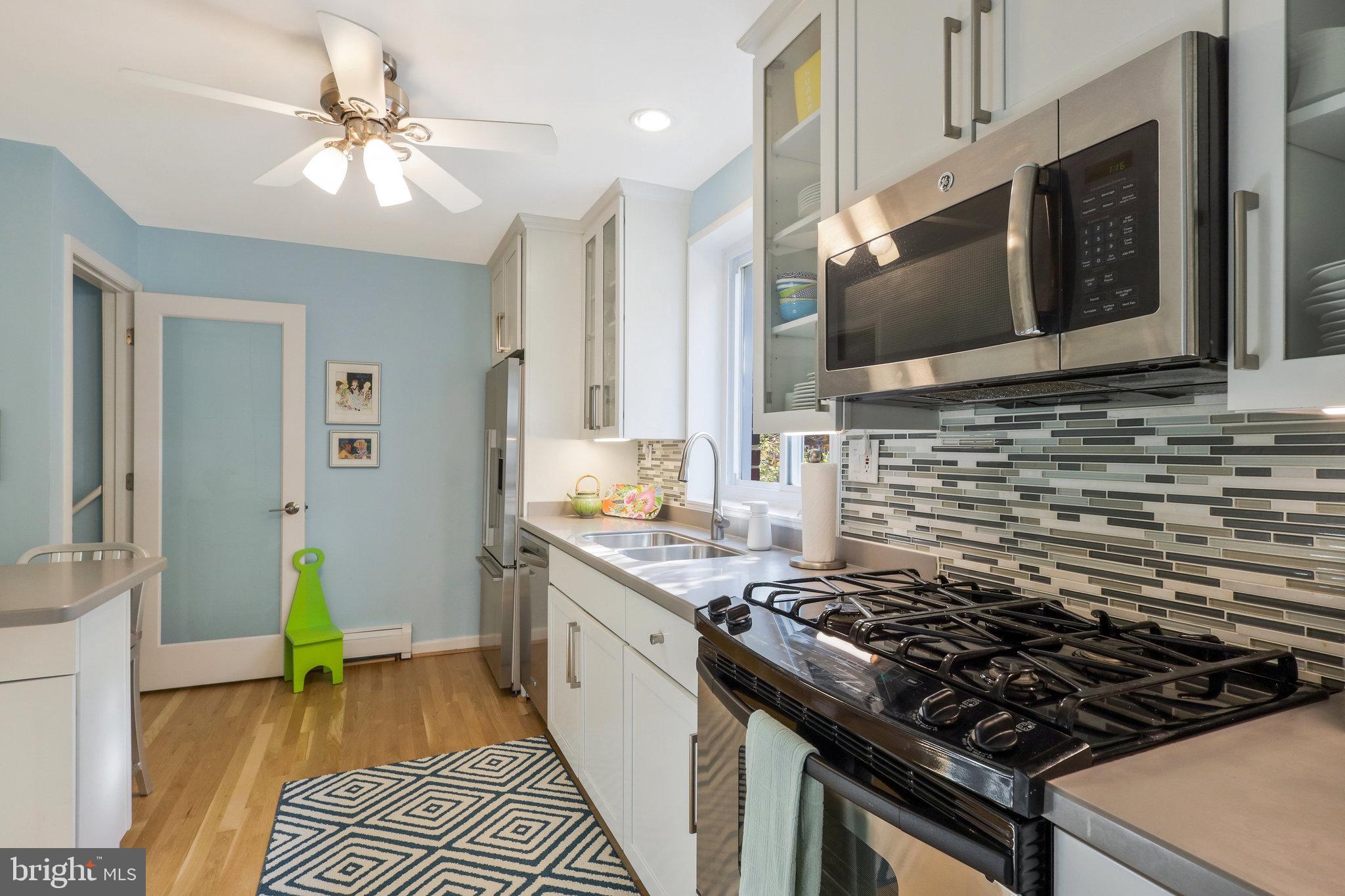 WARWICK VILLAGE - Residential