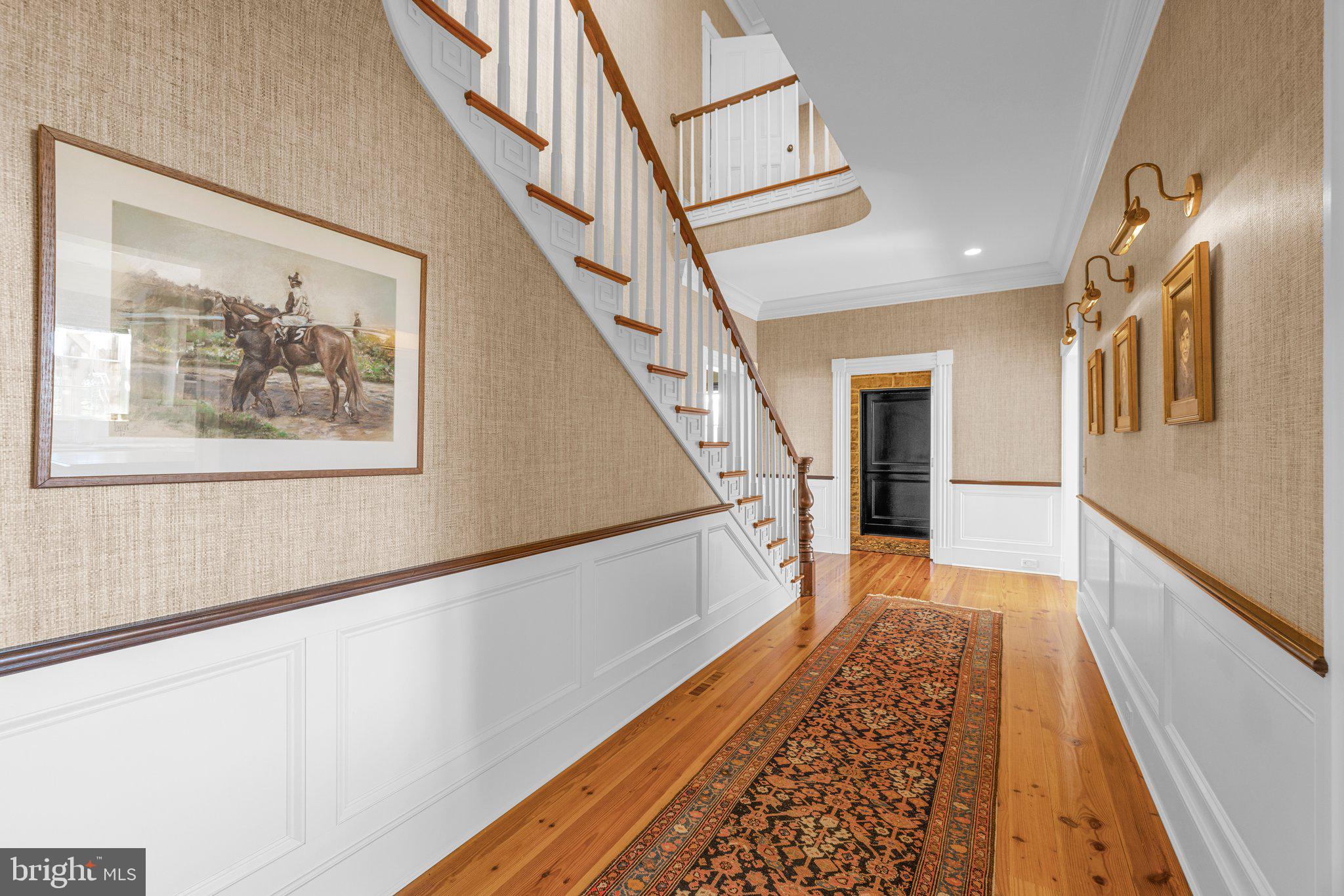 RUSSELL - Residential