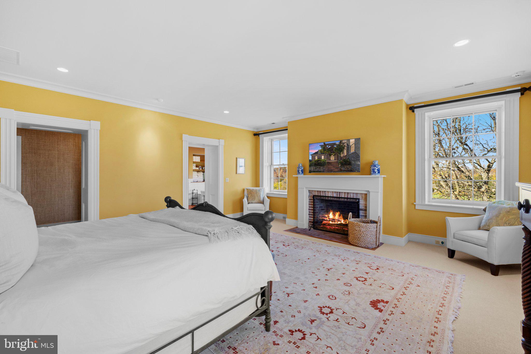 RUSSELL - Residential