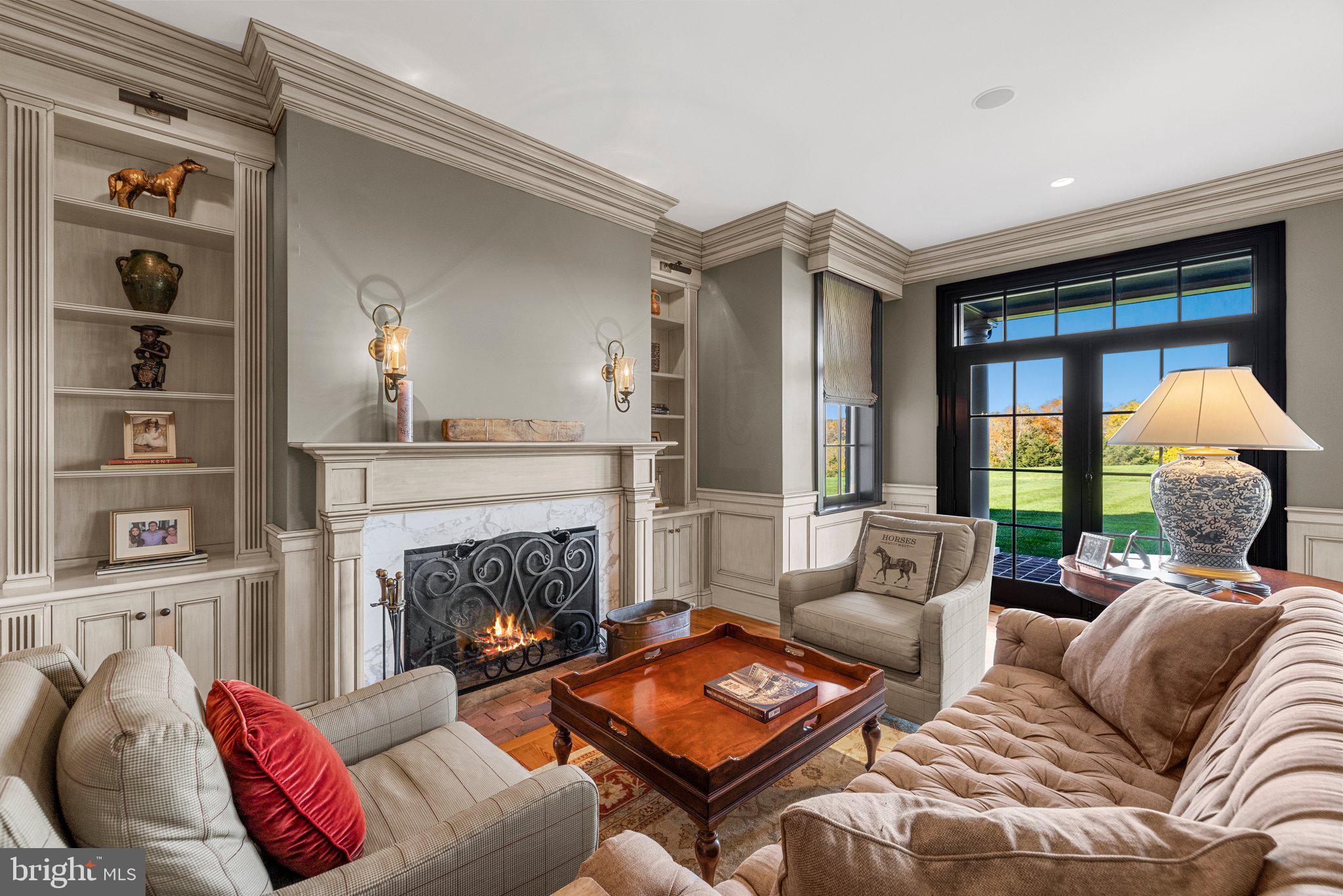 RUSSELL - Residential