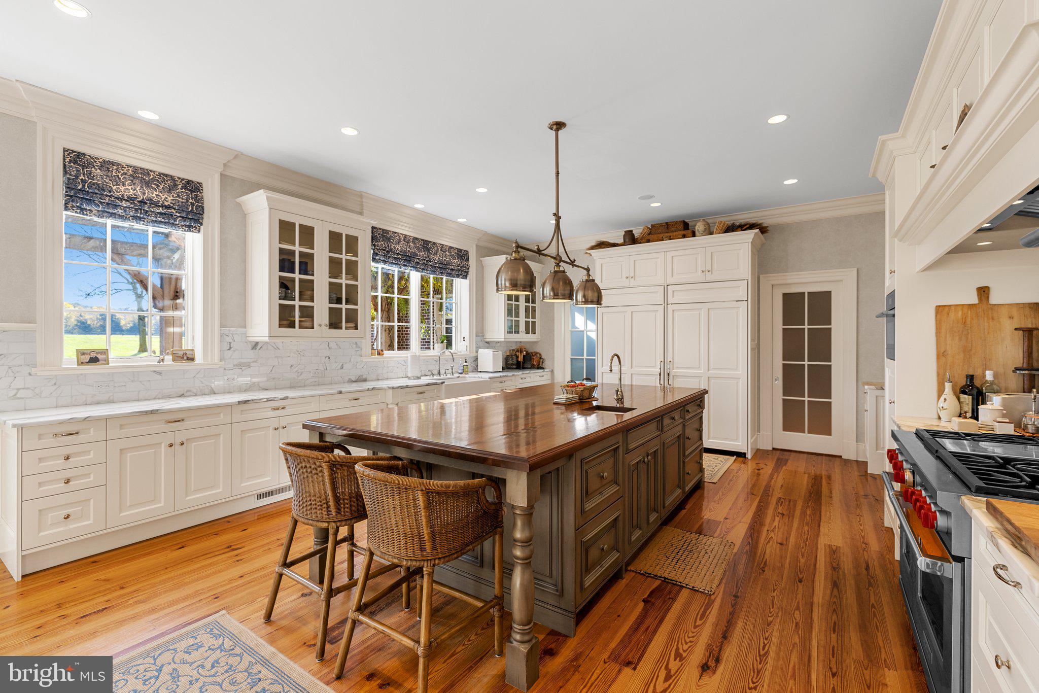 RUSSELL - Residential