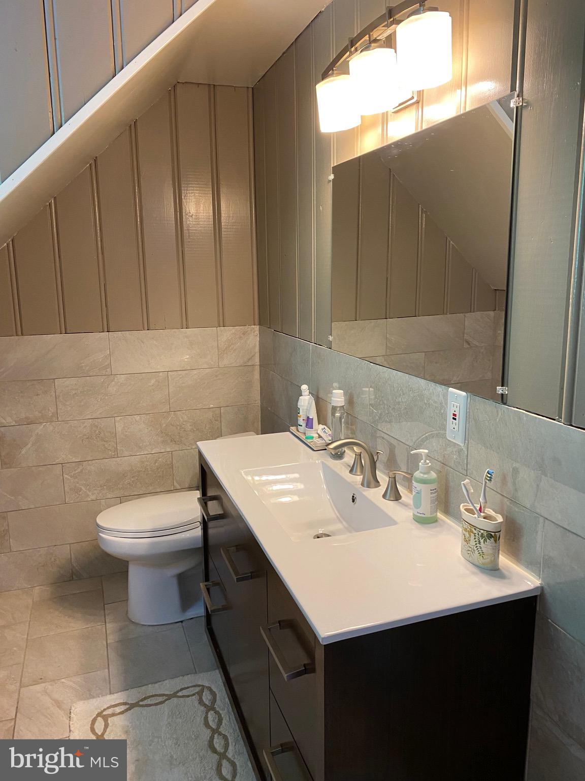 SILVER SPRING - Residential Lease