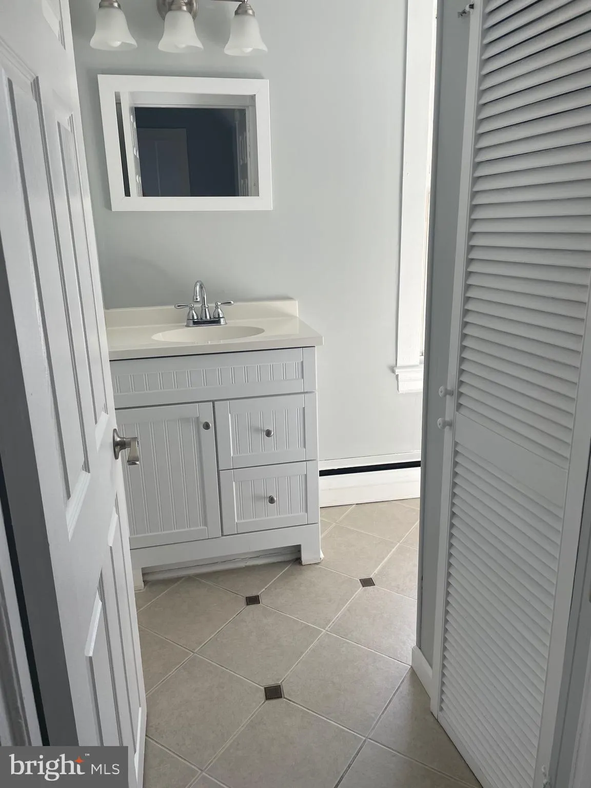 Audubon, New Jersey 08106, United States, 3 Bedrooms Bedrooms, ,1 BathroomBathrooms,Residential,Active,242066