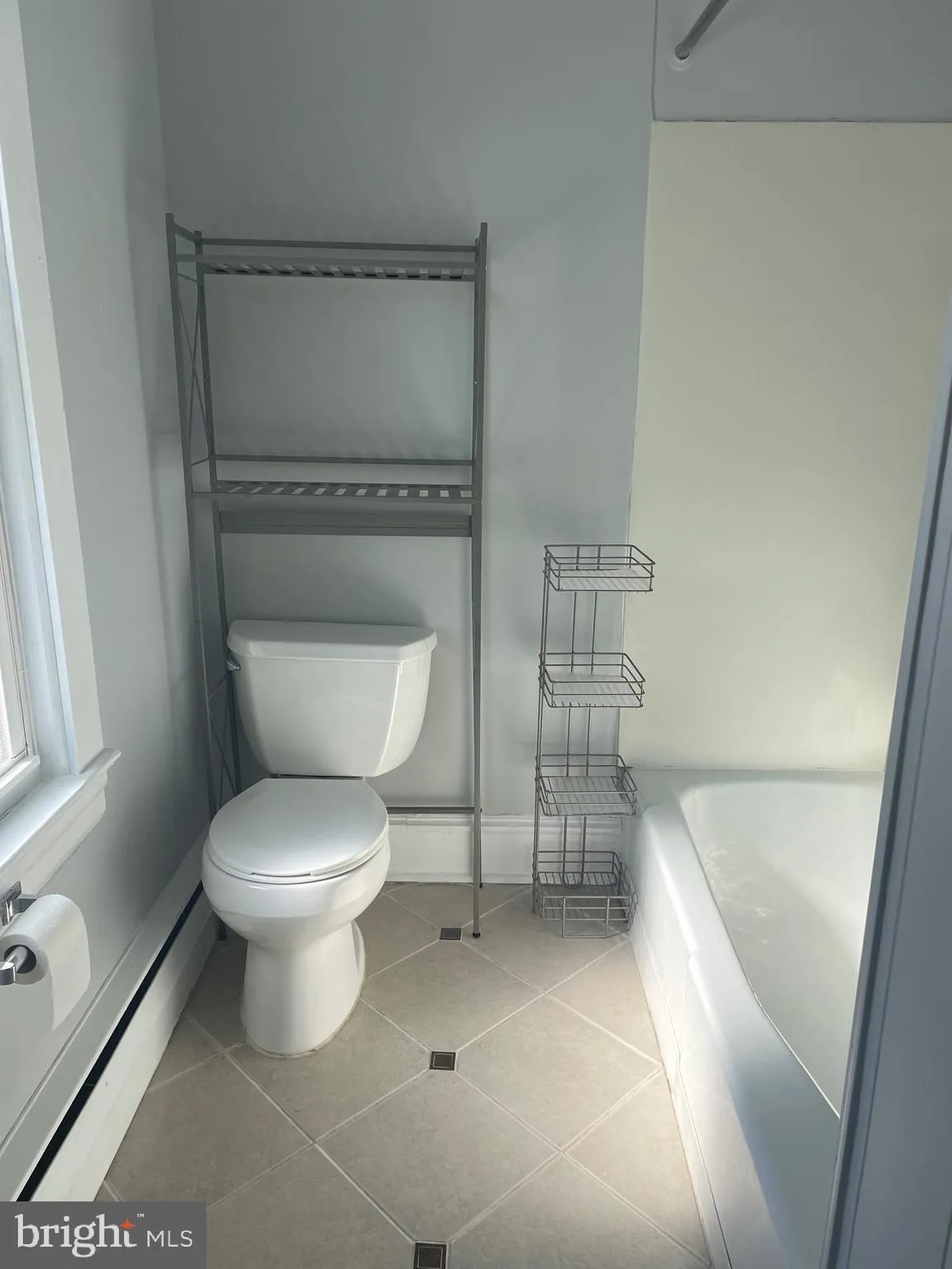 Audubon, New Jersey 08106, United States, 3 Bedrooms Bedrooms, ,1 BathroomBathrooms,Residential,Active,242066