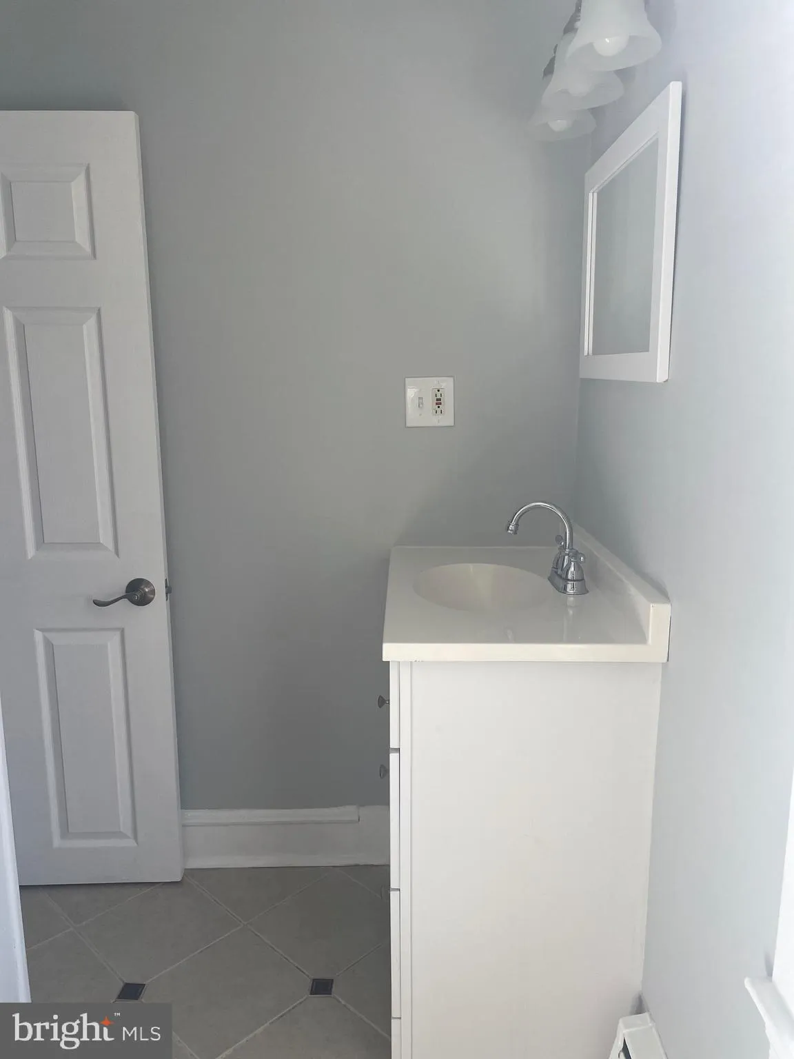 Audubon, New Jersey 08106, United States, 3 Bedrooms Bedrooms, ,1 BathroomBathrooms,Residential,Active,242066