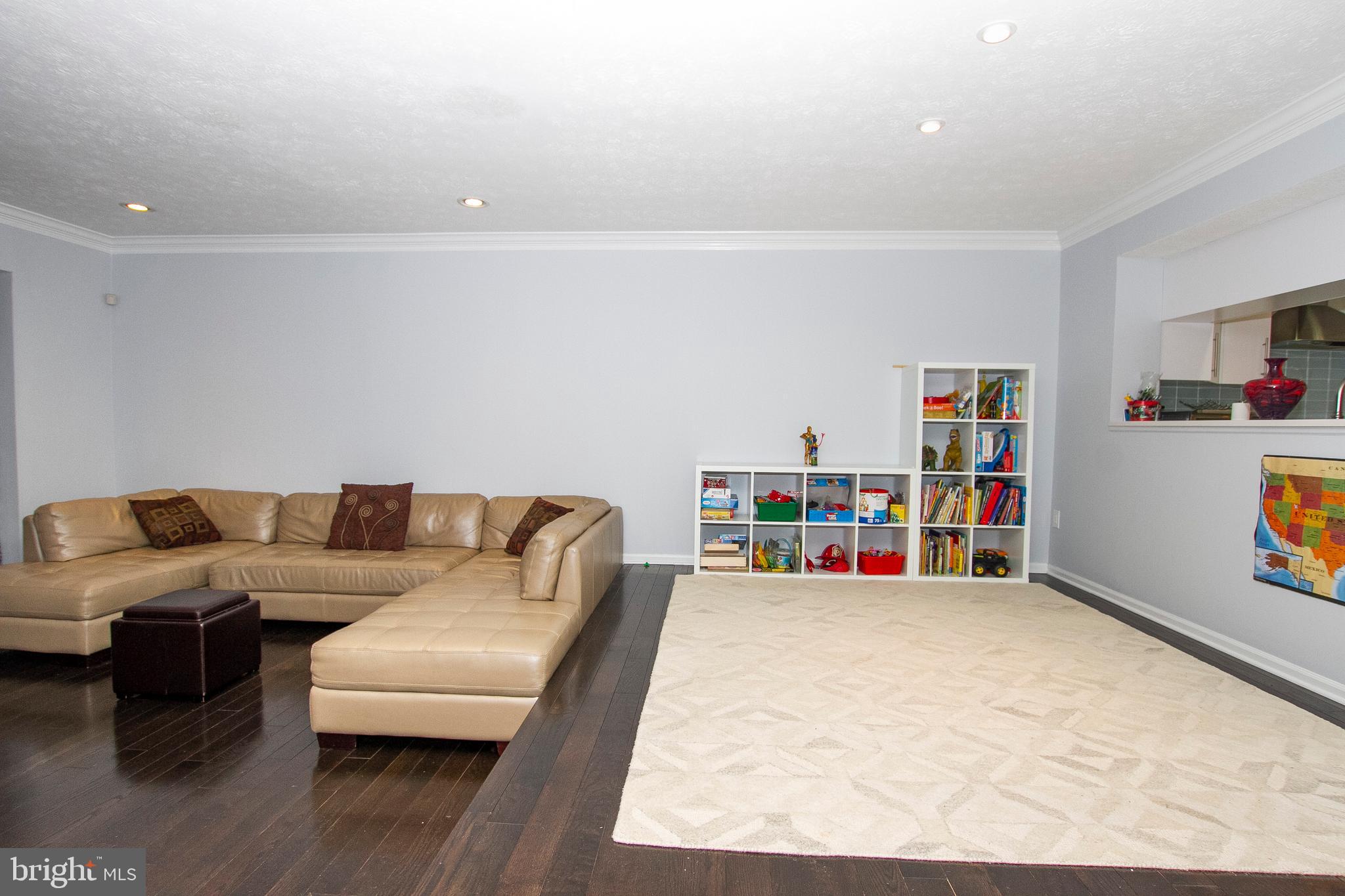 GREENSPRING EAST - Residential Lease