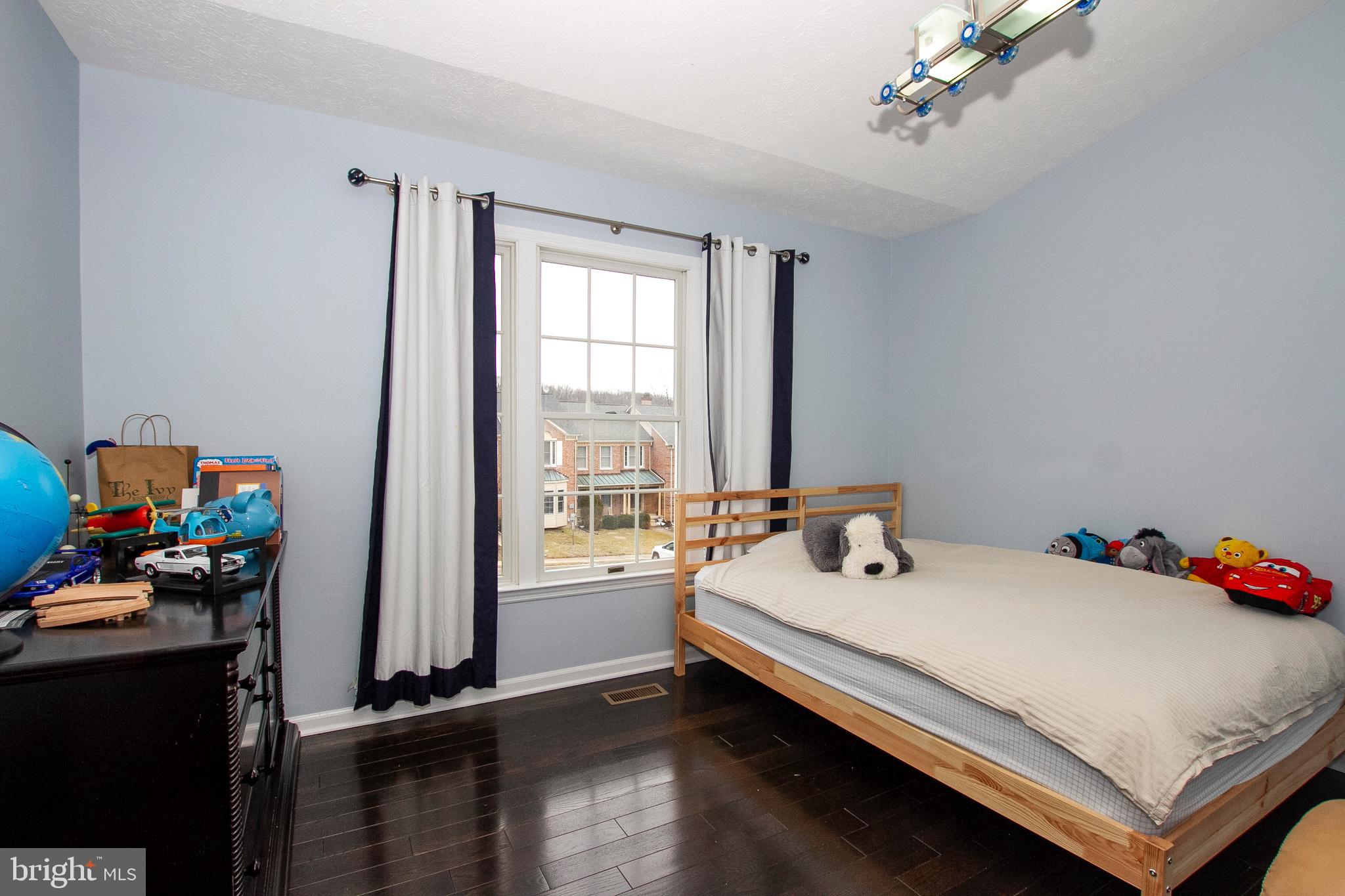 GREENSPRING EAST - Residential Lease