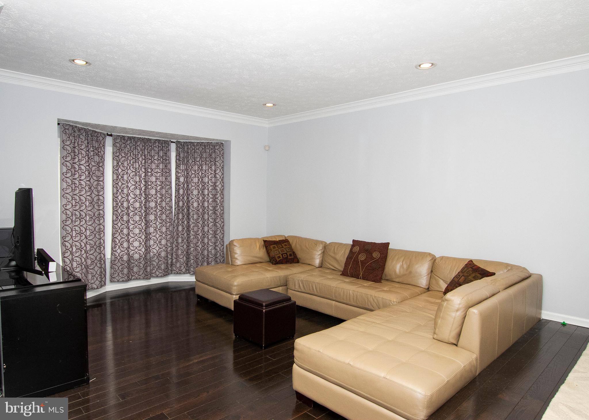 GREENSPRING EAST - Residential Lease