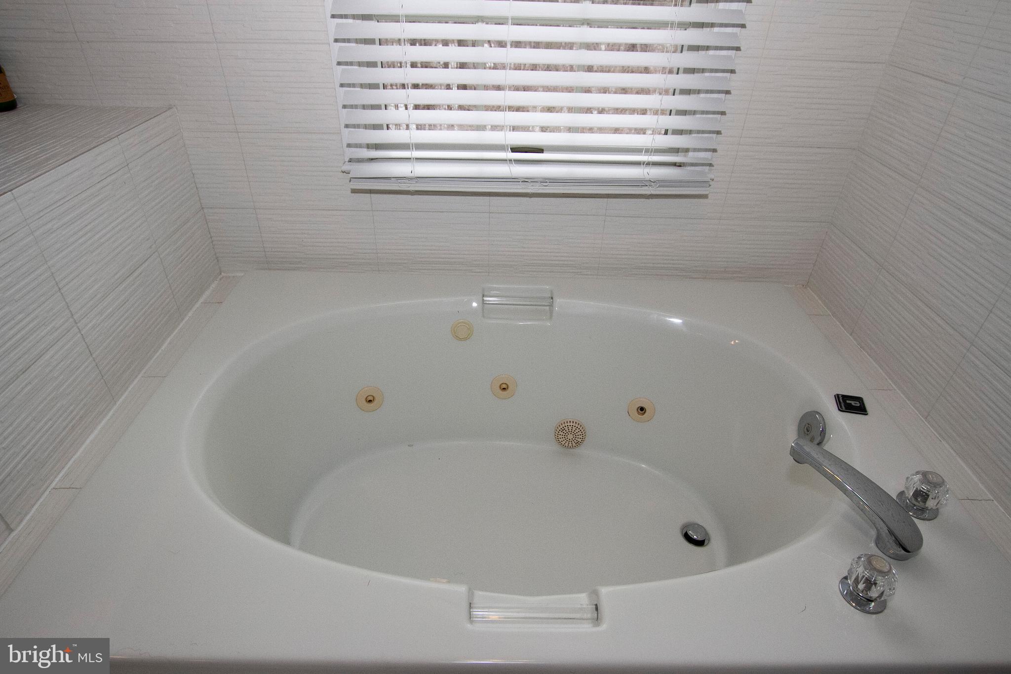 GREENSPRING EAST - Residential Lease