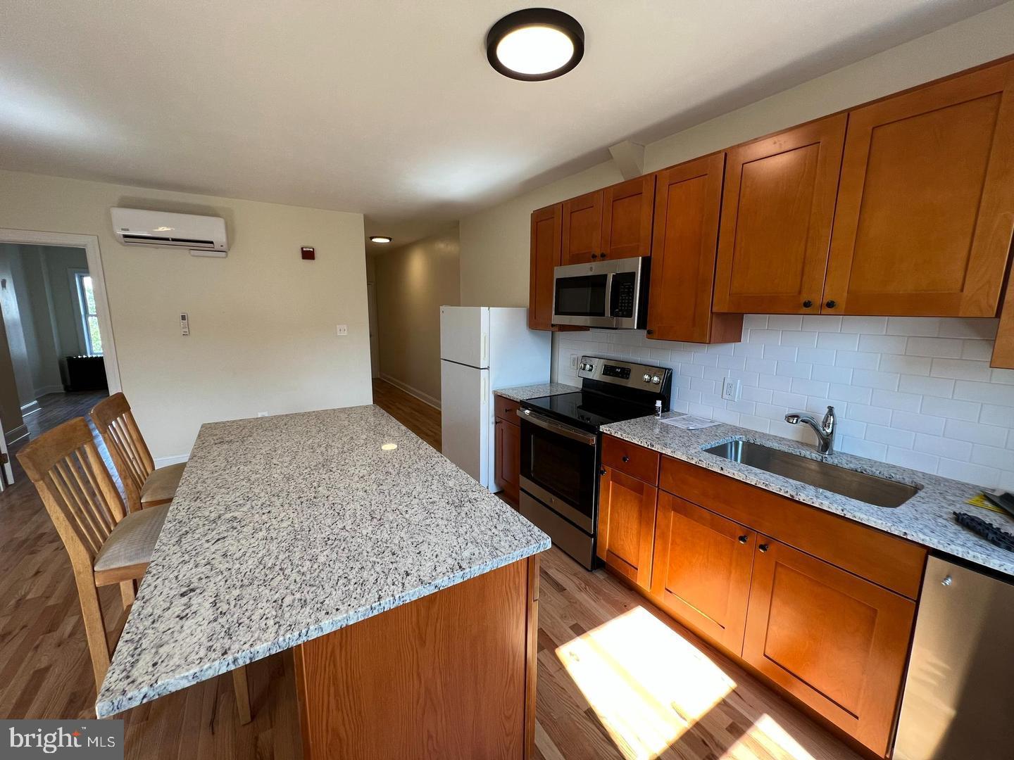 FRANCISVILLE - Residential Lease