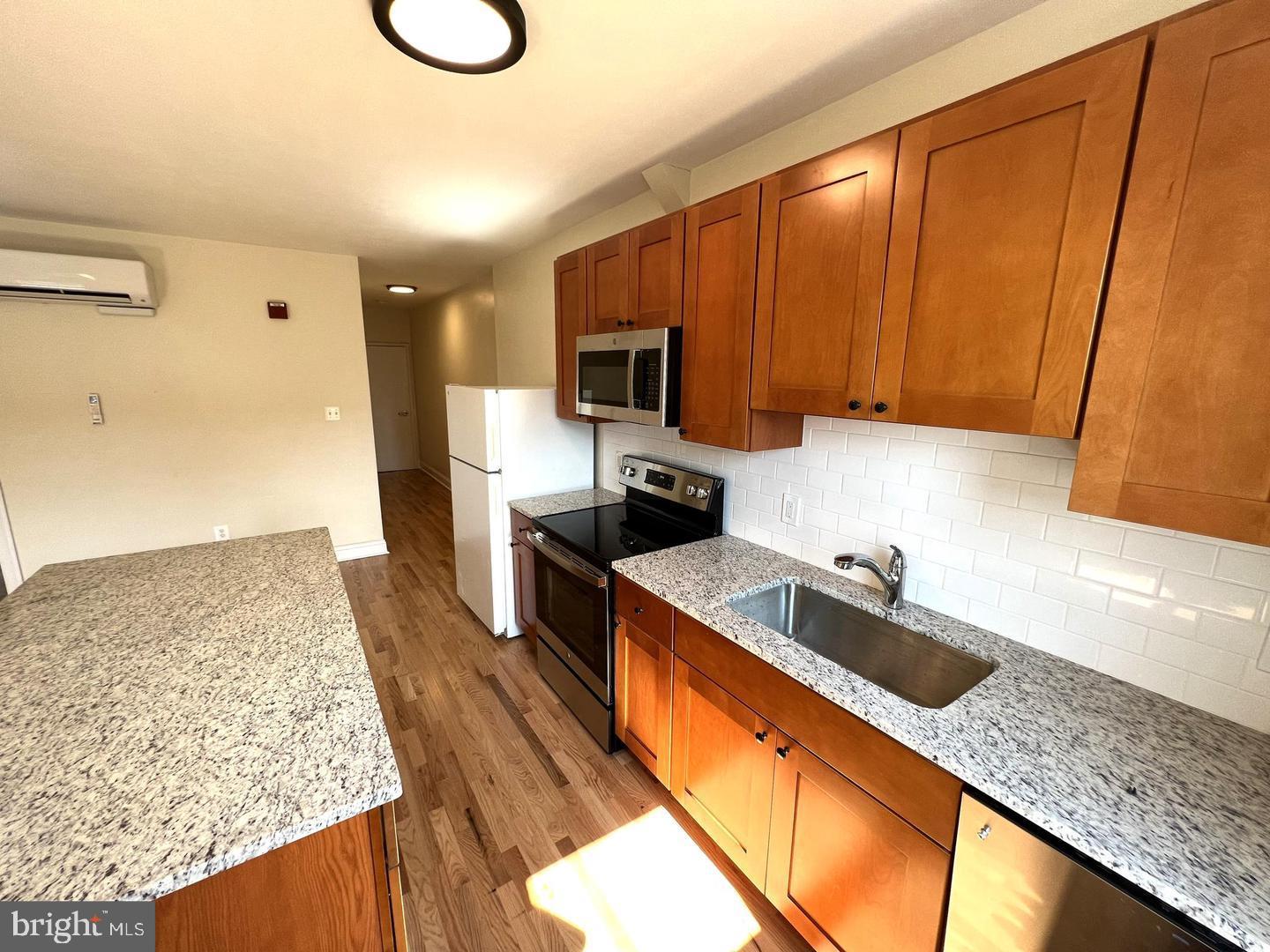 FRANCISVILLE - Residential Lease