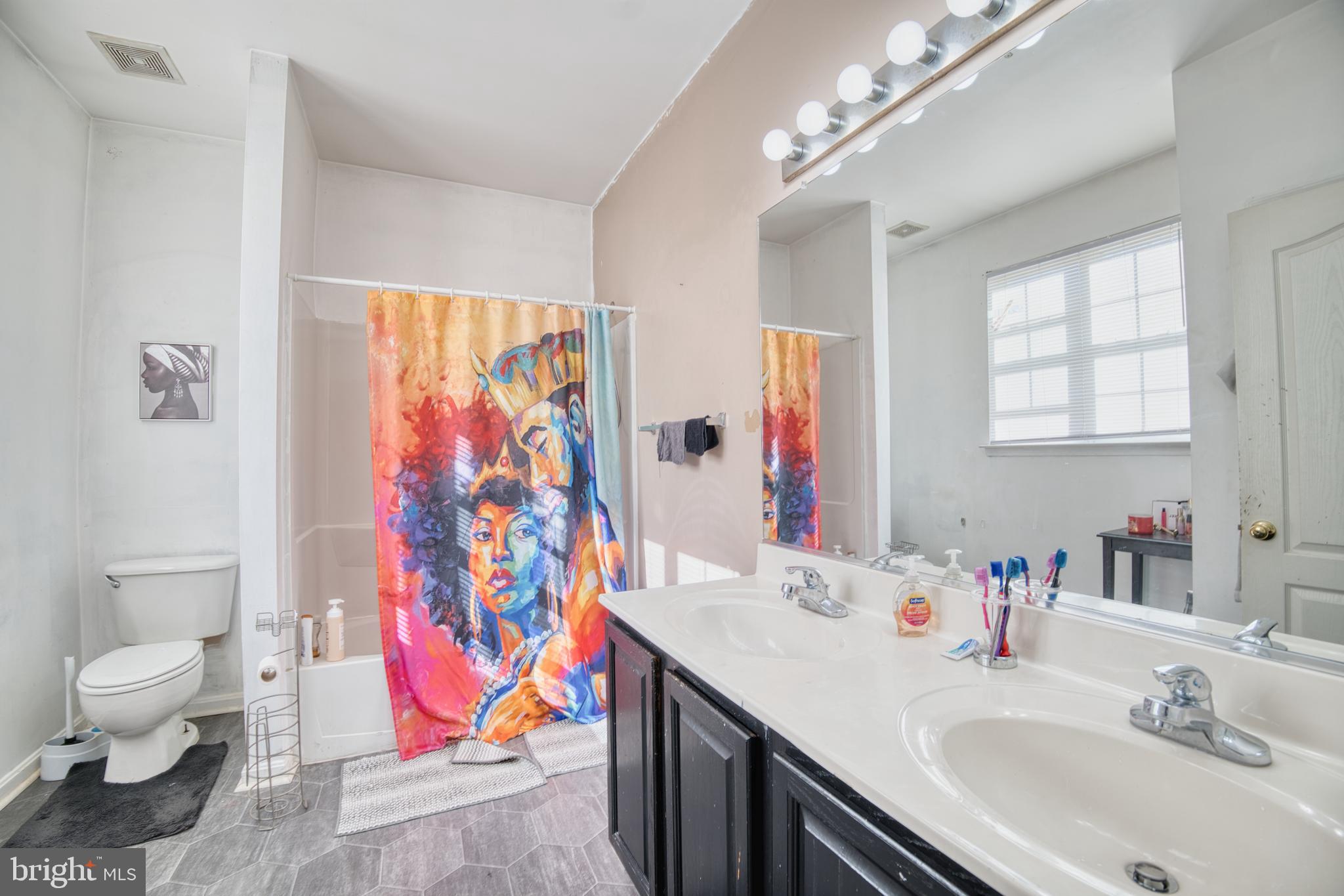 PATRIOT SQUARE - Residential