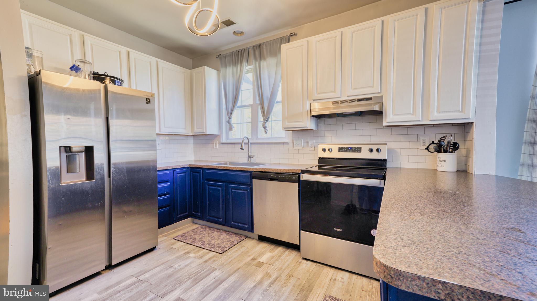 PATRIOT SQUARE - Residential