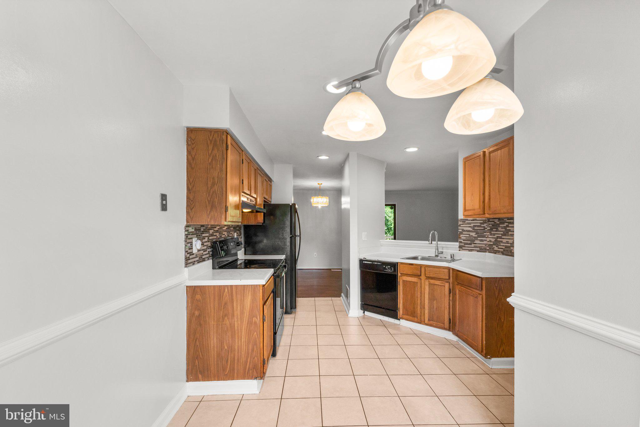 THE MEADOWS OF MANOR FARMS - Residential