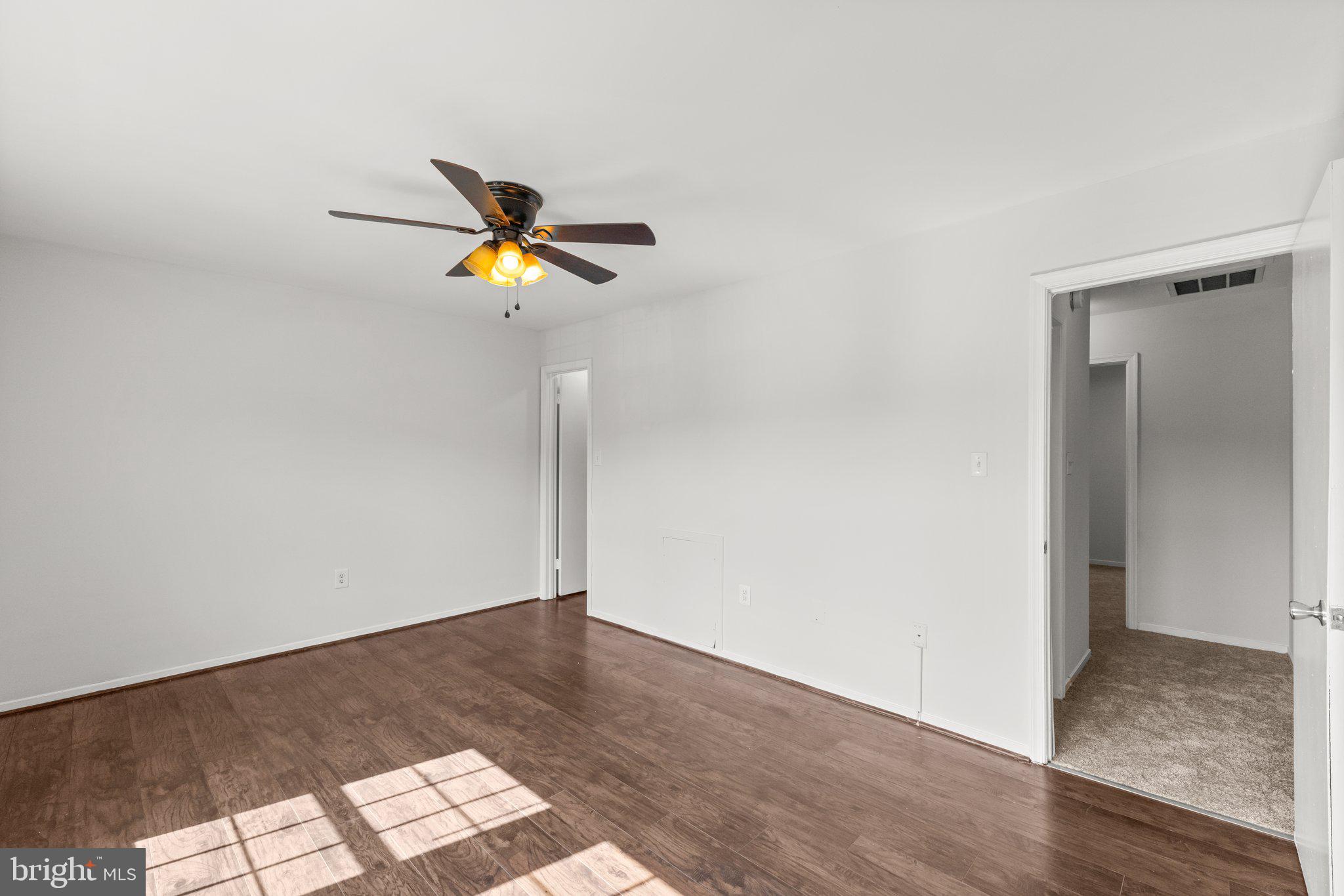 THE MEADOWS OF MANOR FARMS - Residential