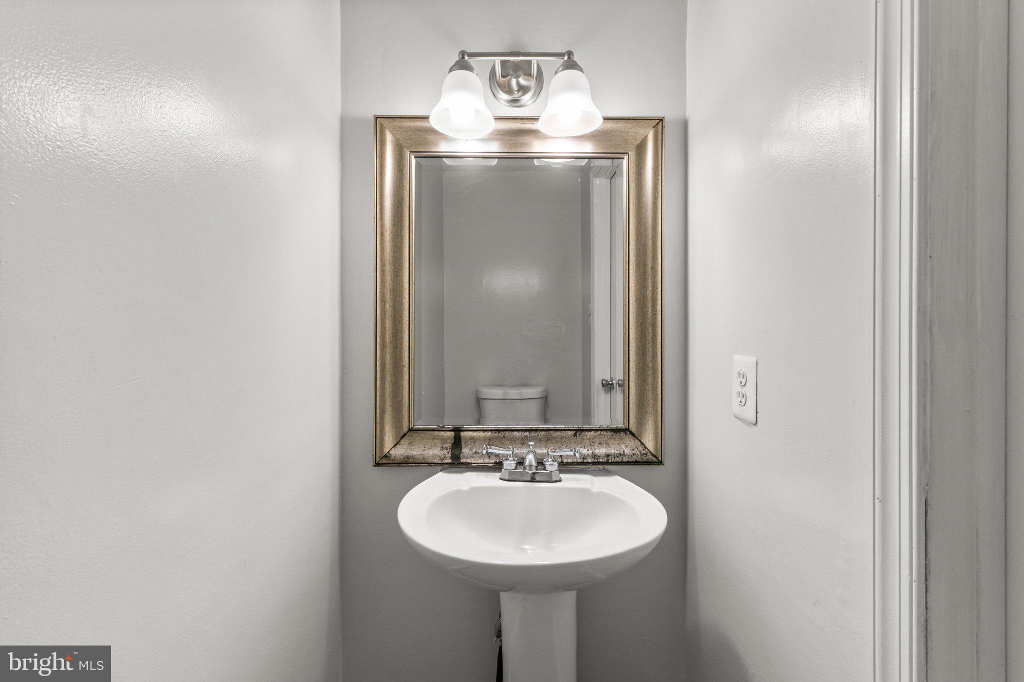 THE MEADOWS OF MANOR FARMS - Residential