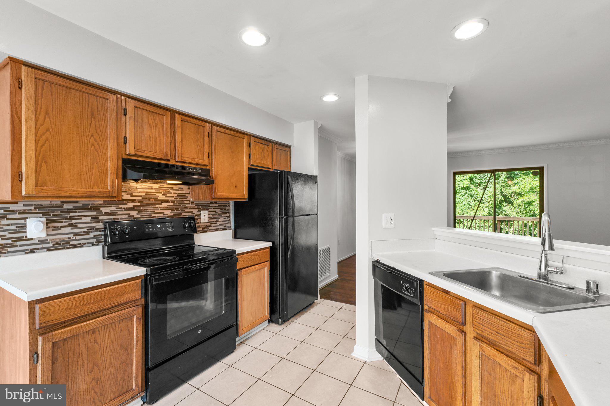 THE MEADOWS OF MANOR FARMS - Residential