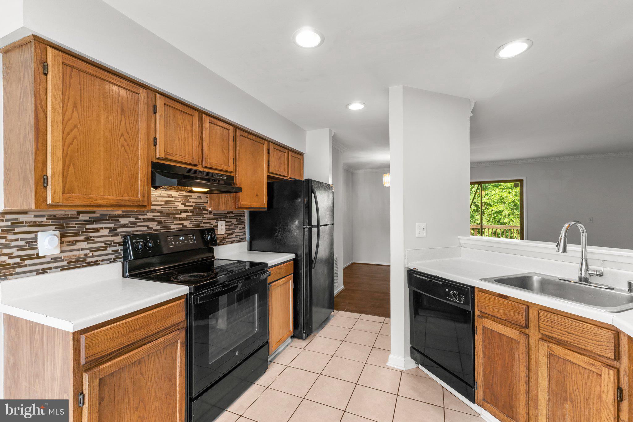 THE MEADOWS OF MANOR FARMS - Residential