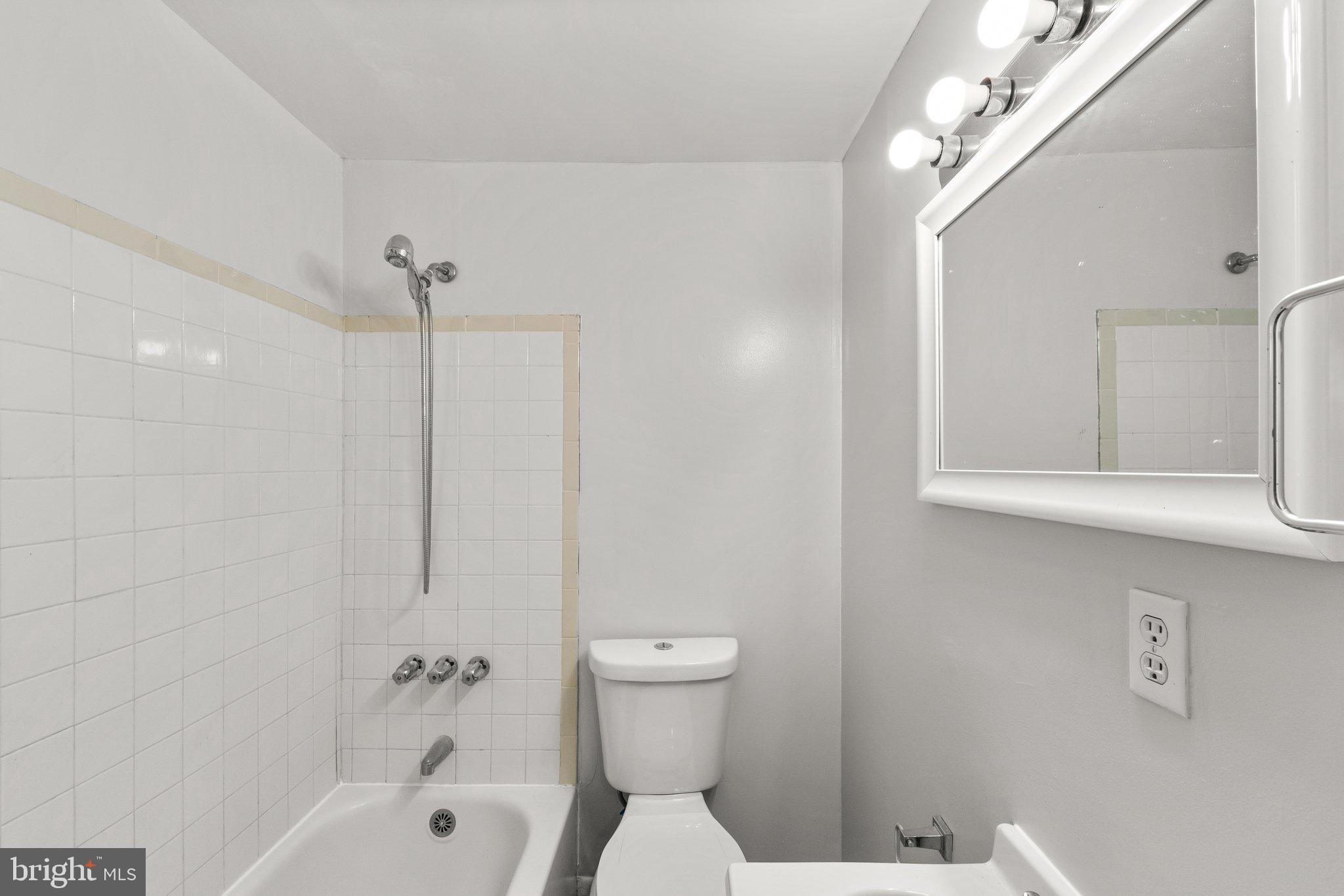 THE MEADOWS OF MANOR FARMS - Residential