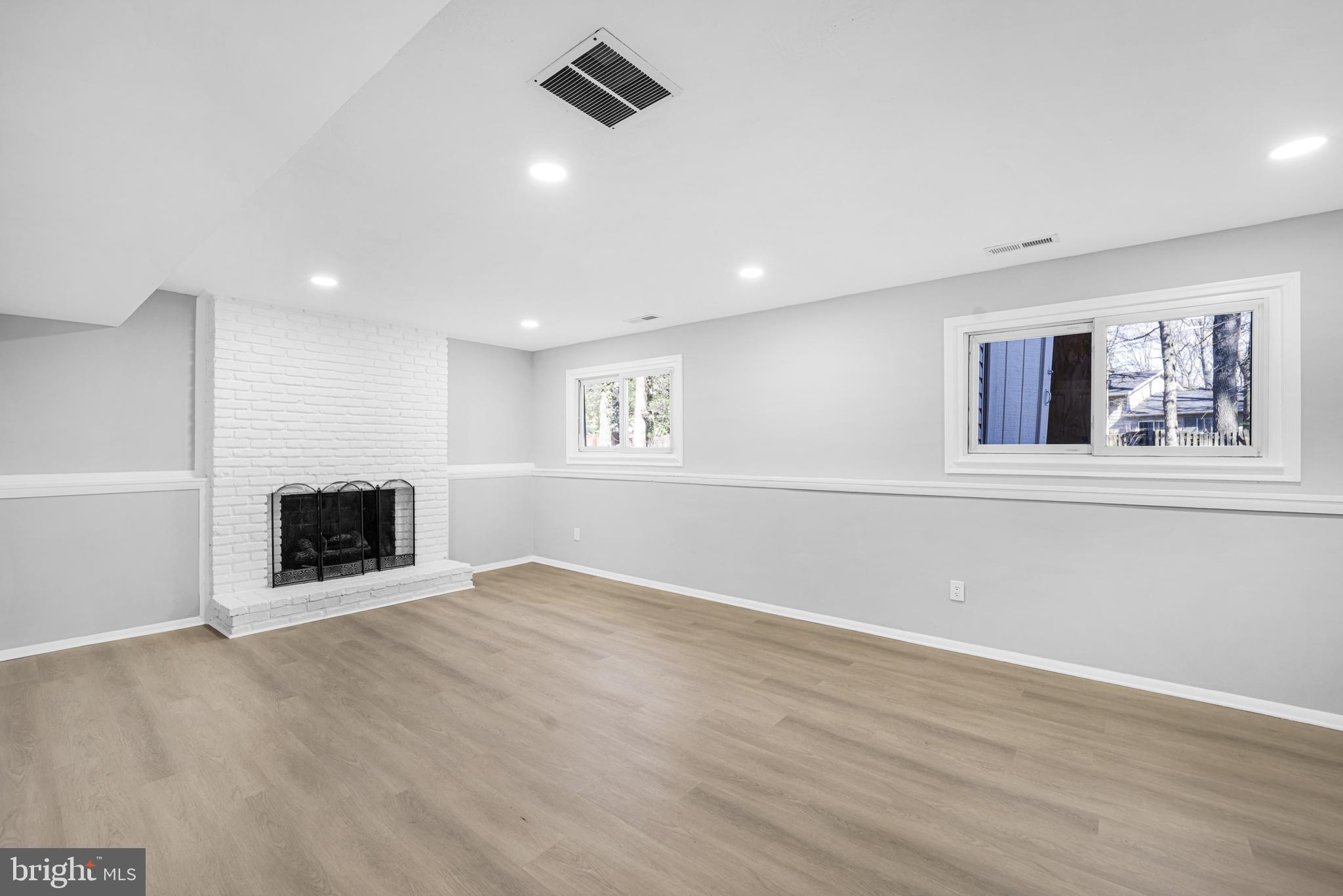 BANNISTER - Residential