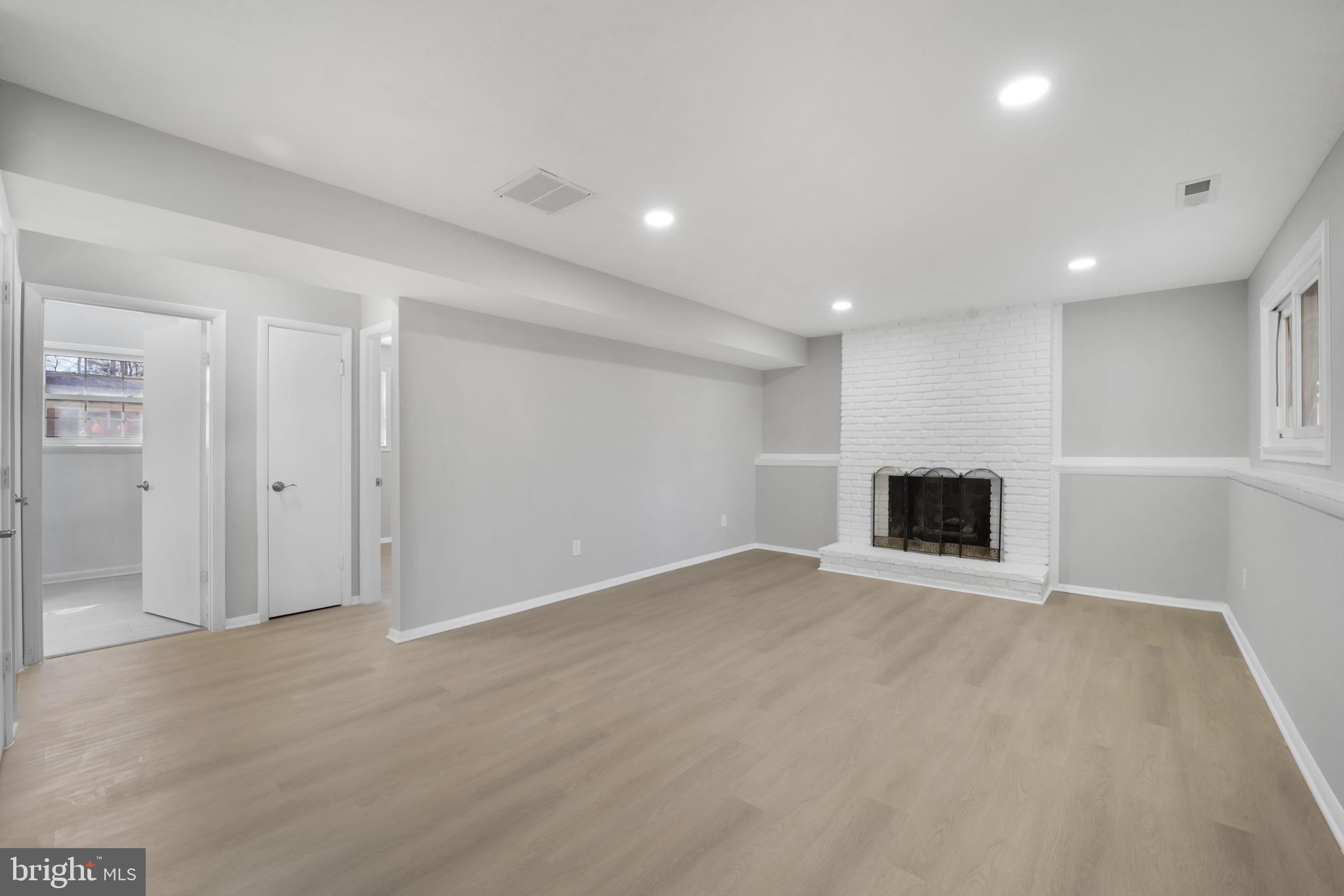 BANNISTER - Residential