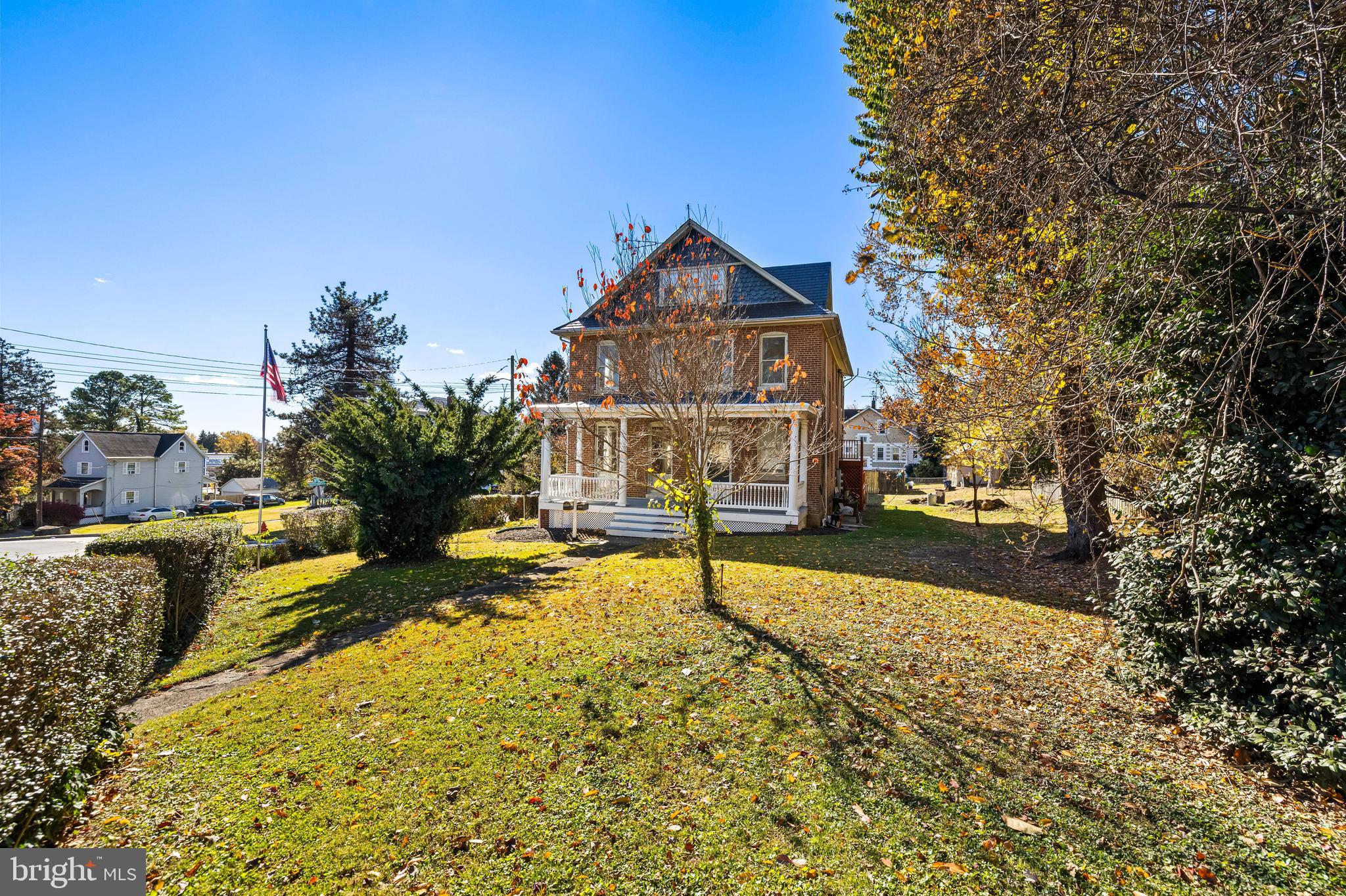 HAMILTON HEIGHTS - Residential Income